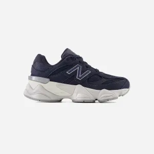 multi - colored professional - use shoes New Balance 9060 Eclipse
