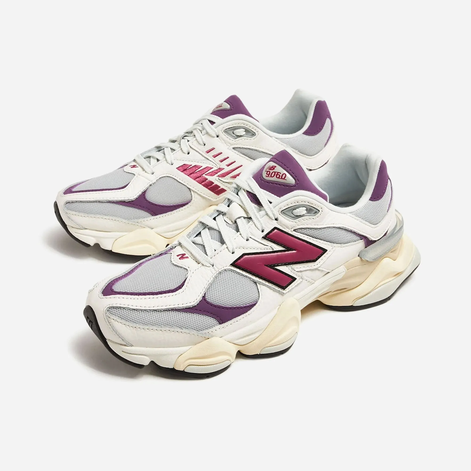 New Balance 9060 Magenta trail - tough