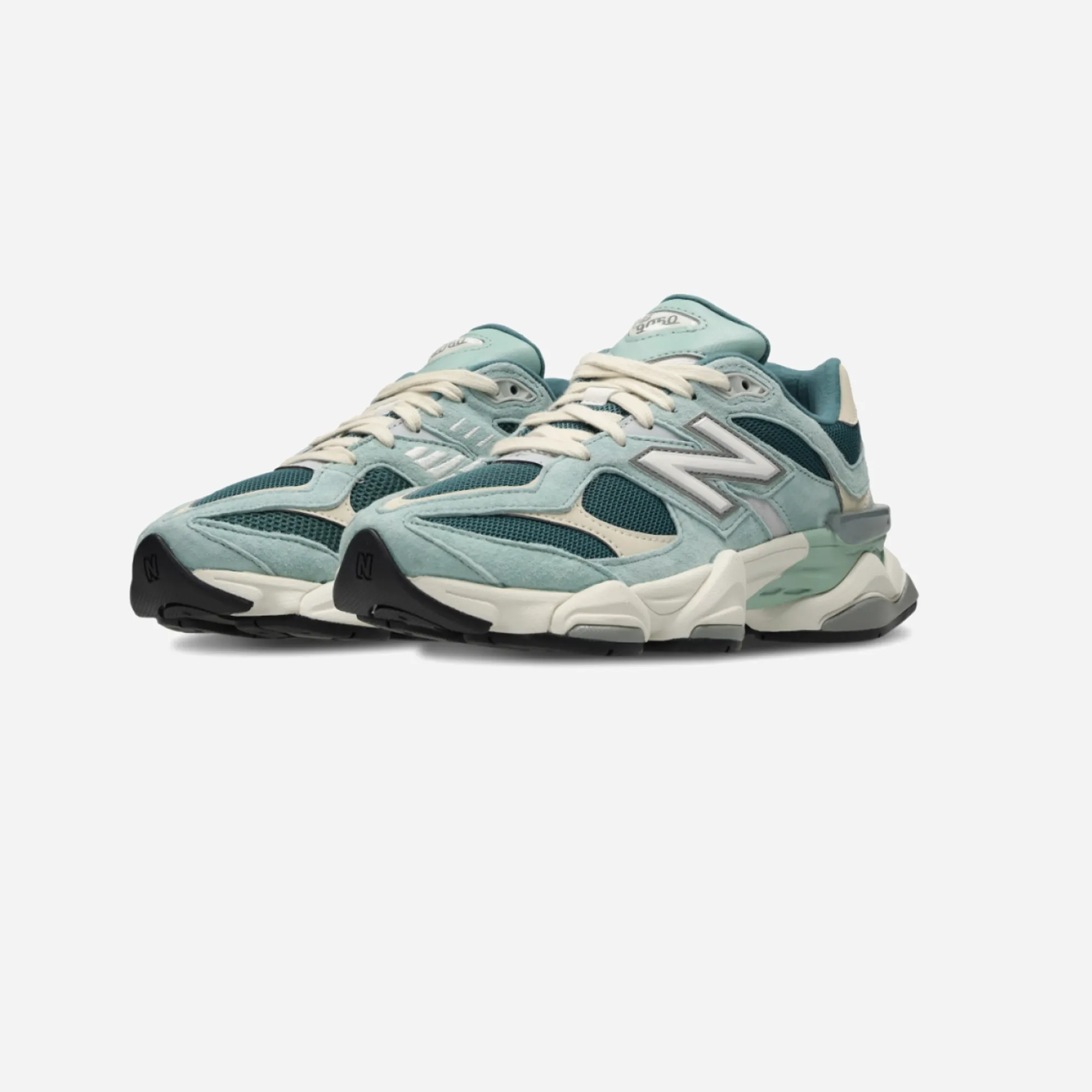 yoga running option New Balance 9060 New Spruce Salt Marsh