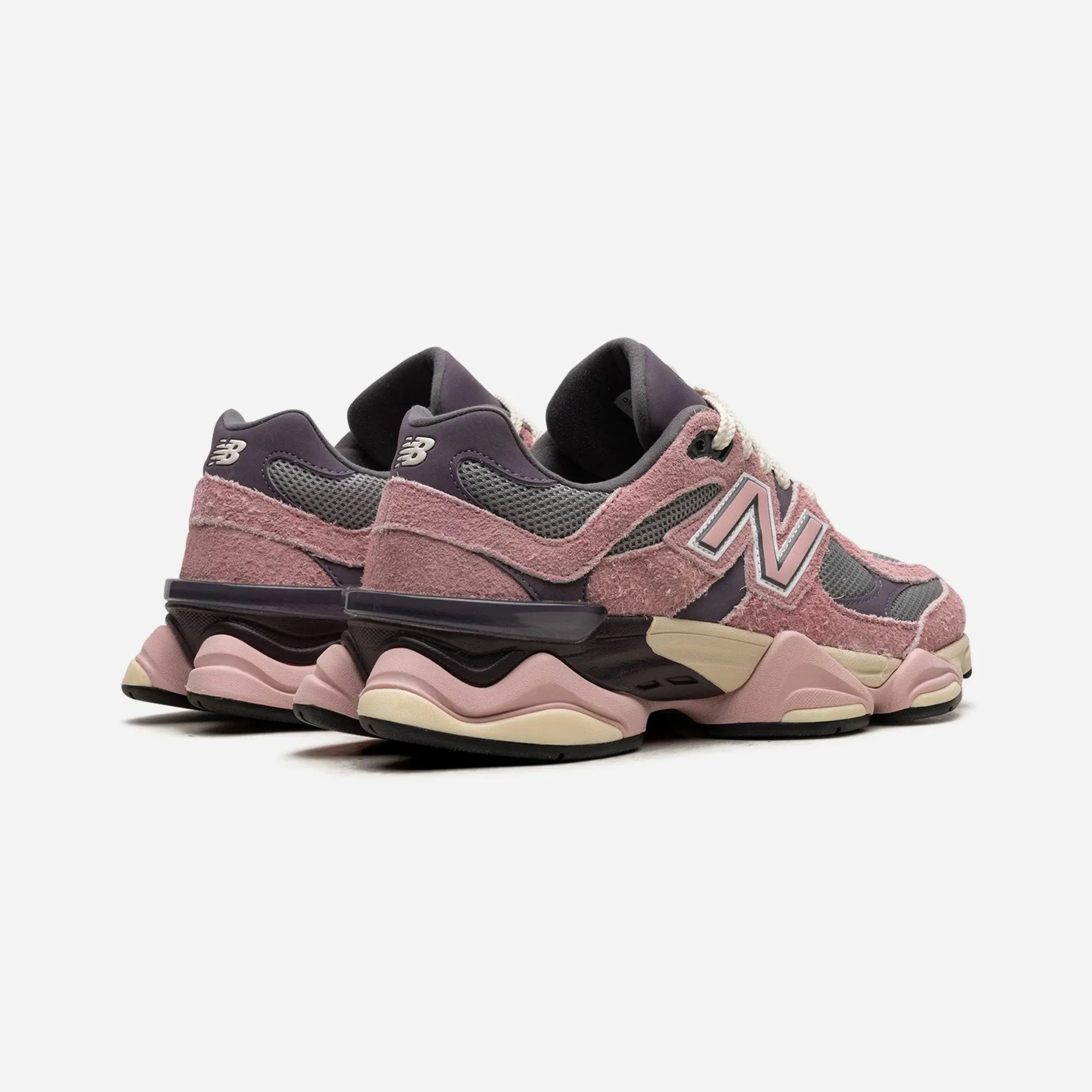 beach - volleyball running shoes New Balance 9060 Pink Lavender