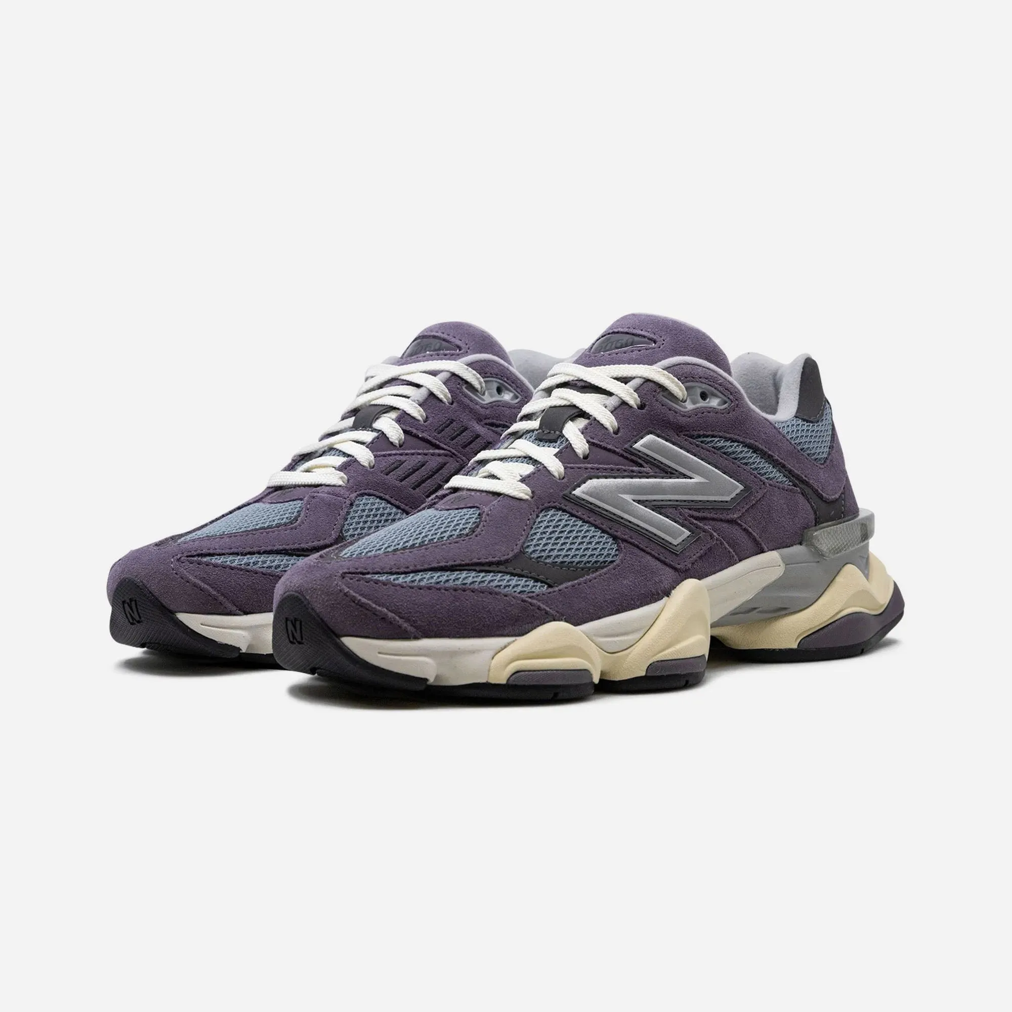 MonoMesh suitable for adults New Balance 9060 Shadow