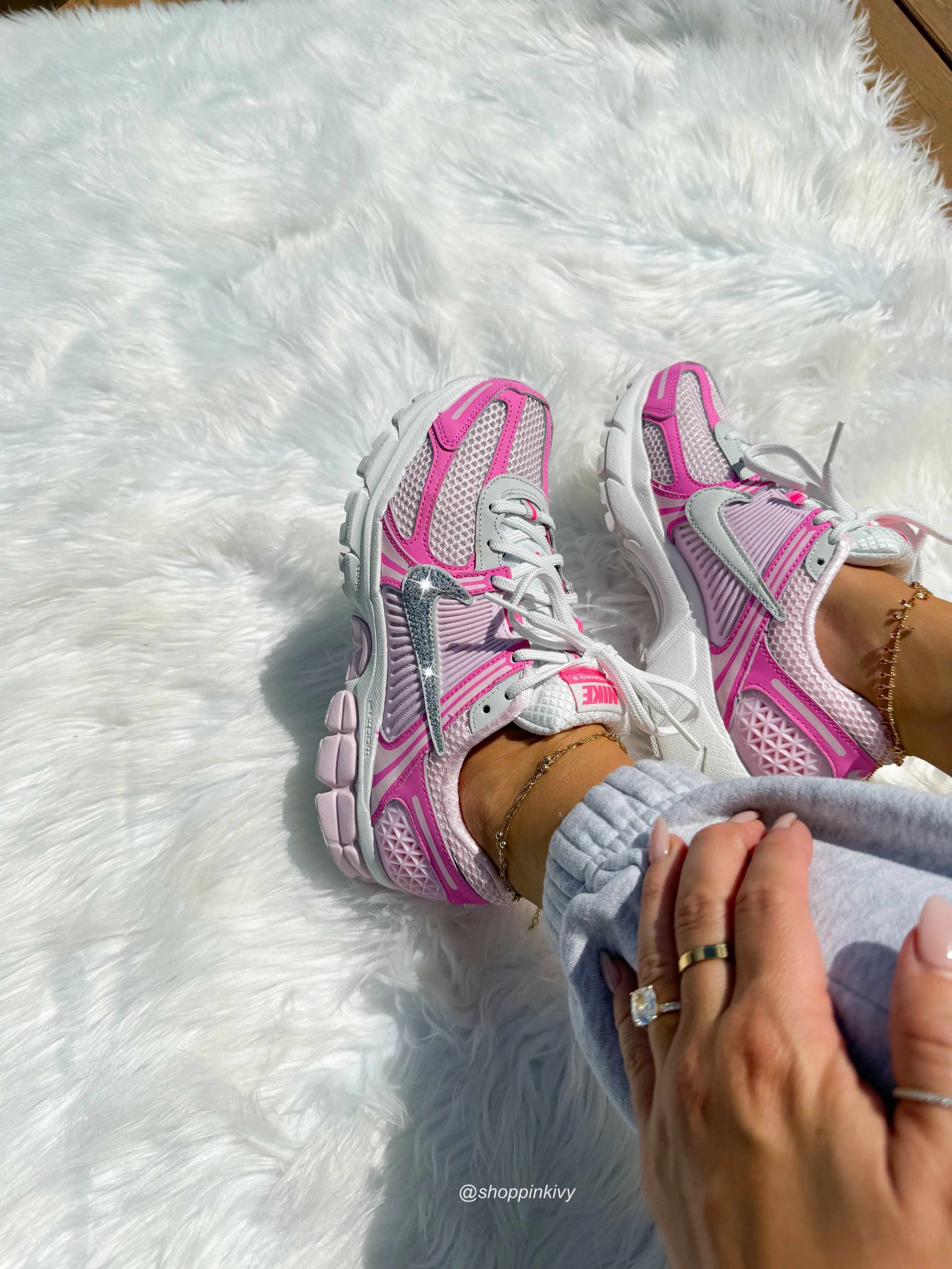New Bubblegum Hot Pink Swarovski Women Nike Vomero 5 Cushion Touch
