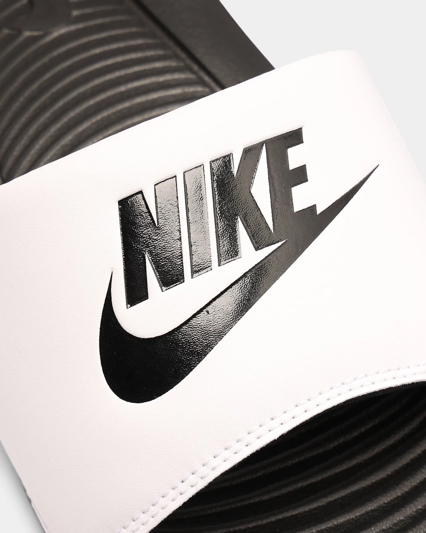 Secure Nike Victori One Slide Black/Black/White