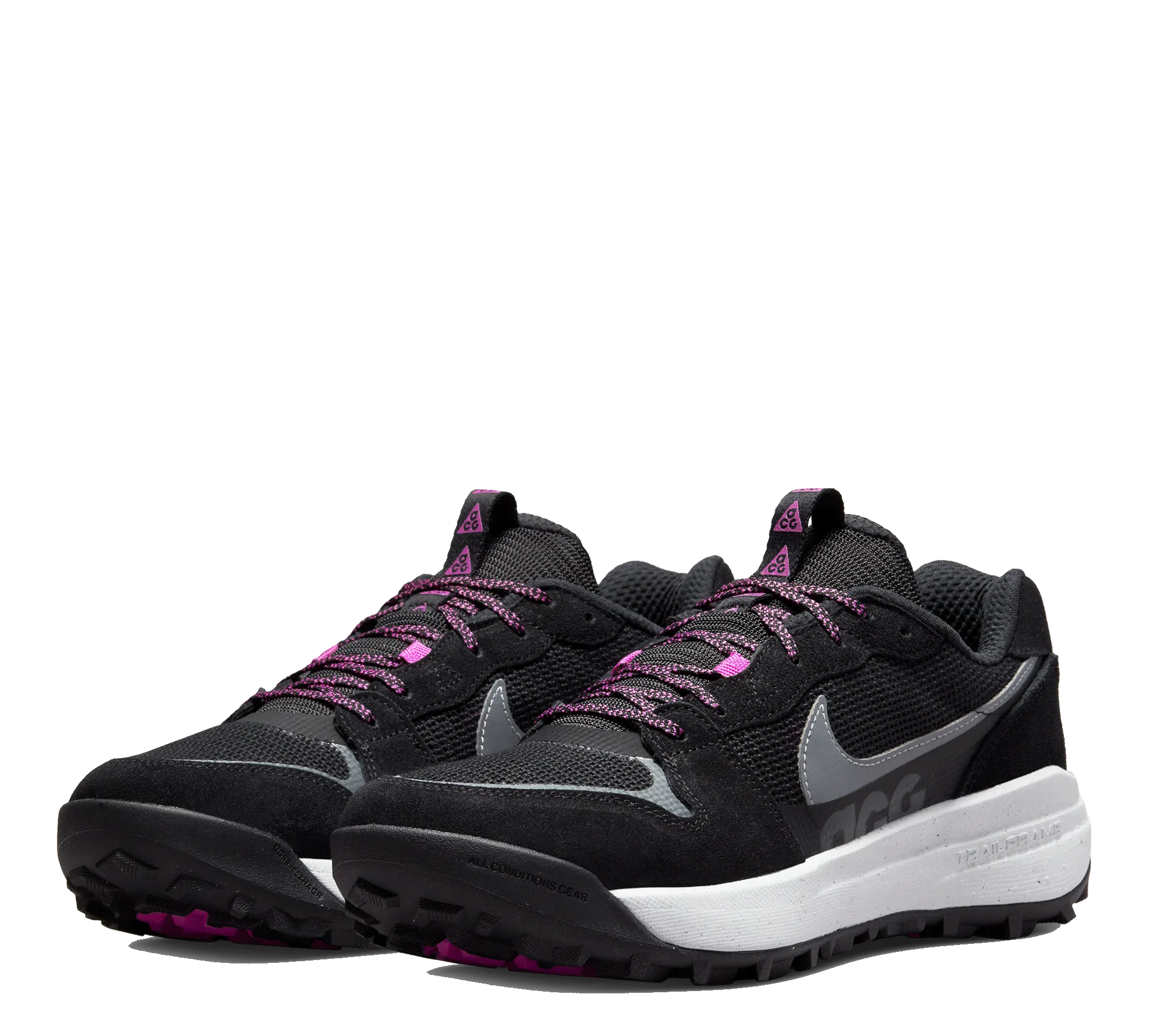 Stylish Nike ACG Lowcate