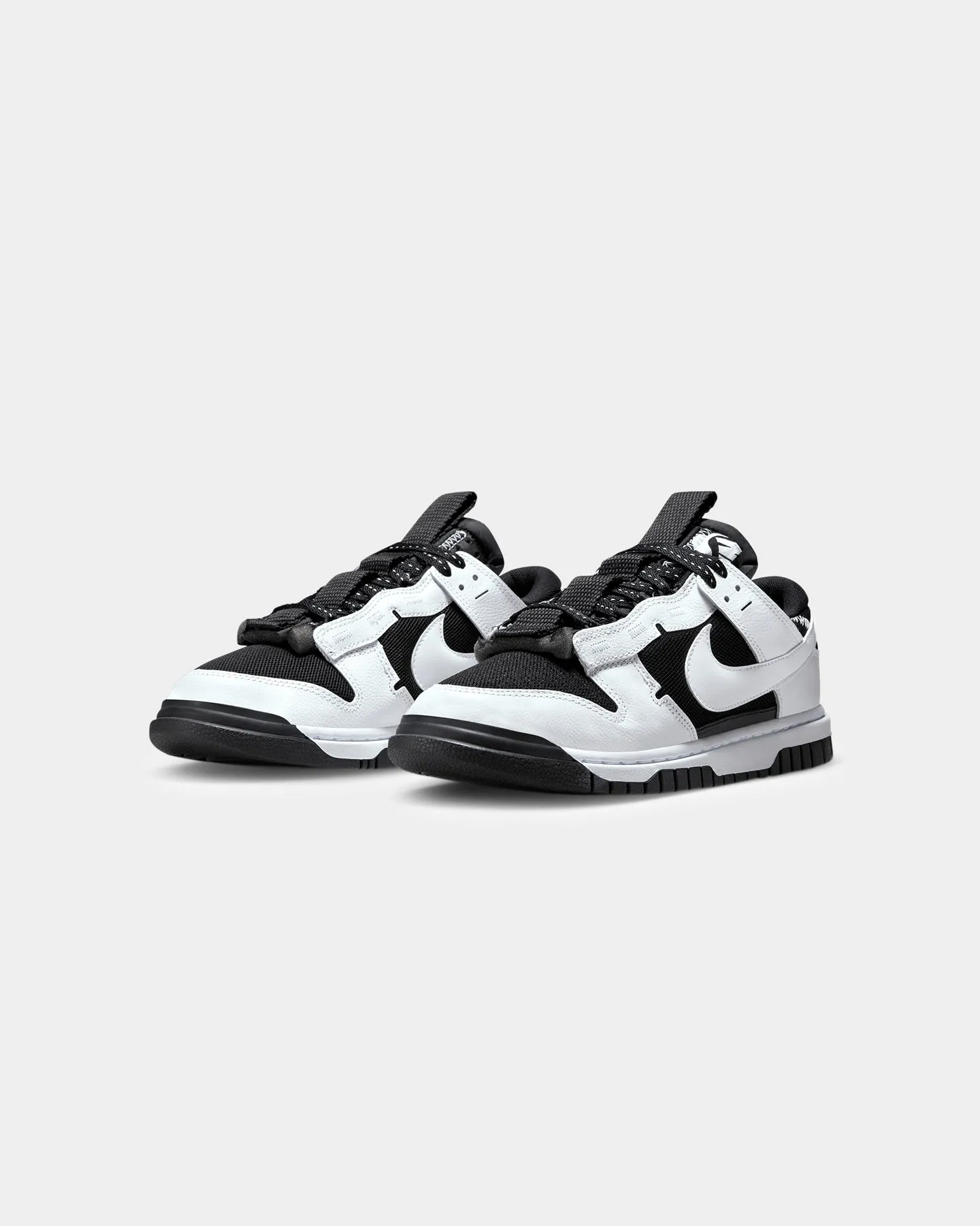Feather Light Urban Stroll Silk Feel Nike Air Dunk Jumbo "Reverse Panda" Black/White