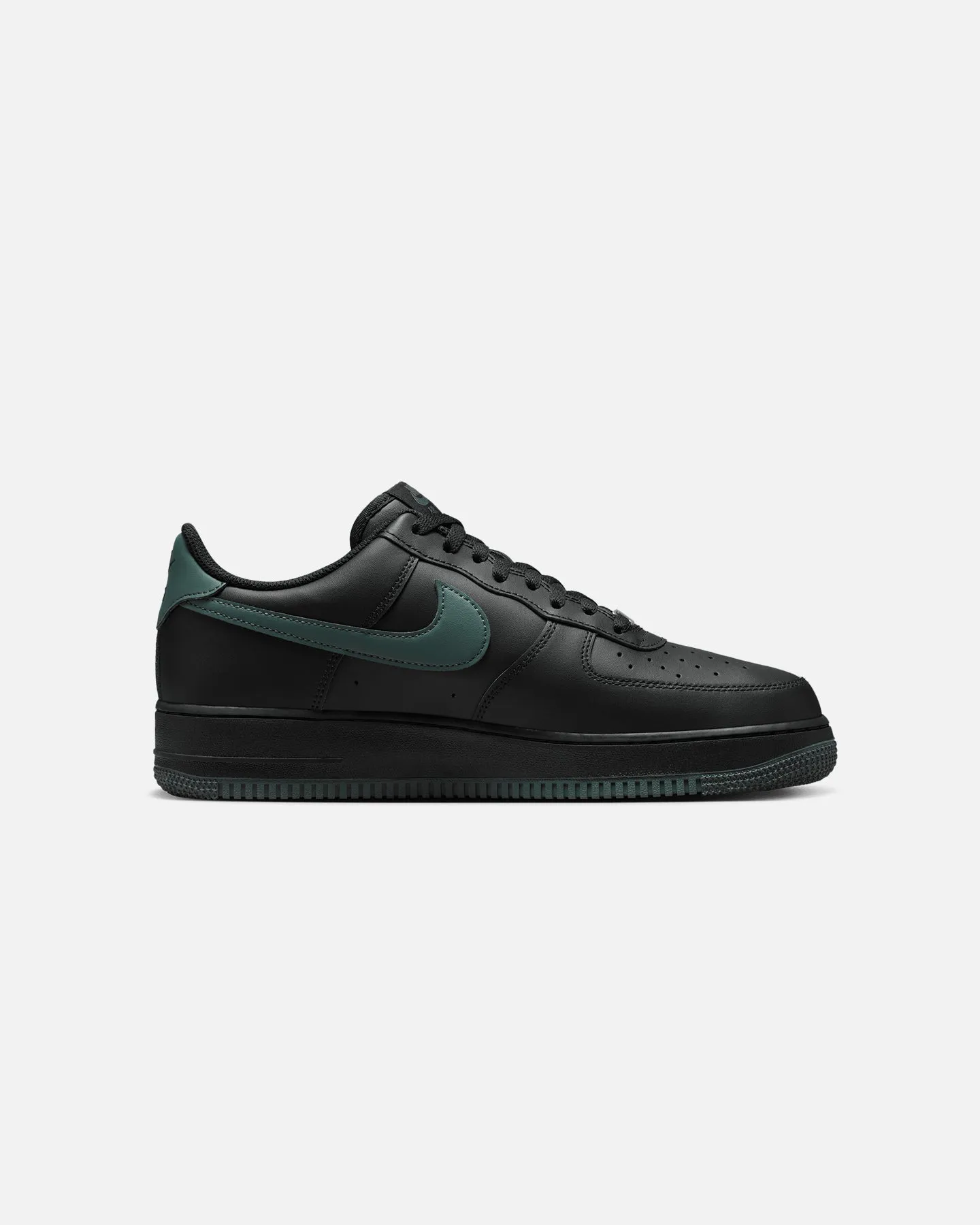 Nike Air Force 1 '07 Black/Green Global Fit Dust Guard