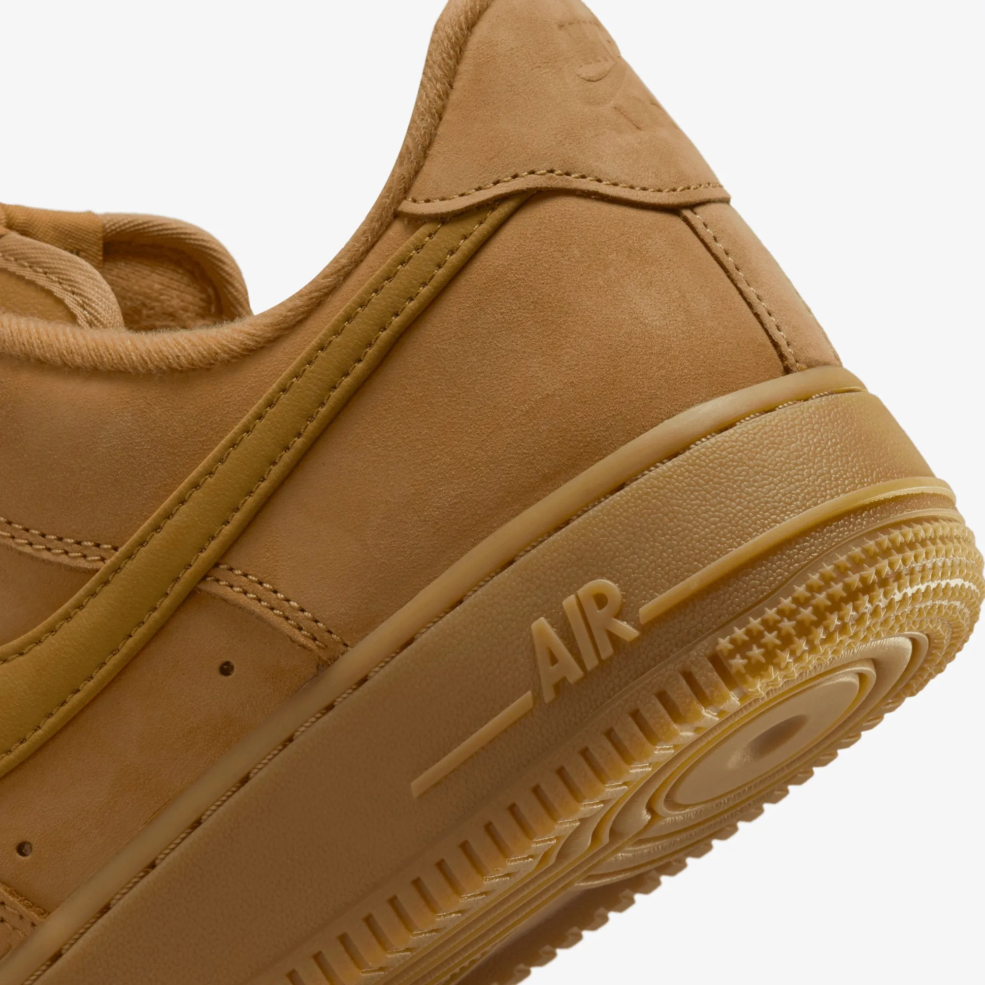 NIKE | AIR FORCE 1 '07 { FLAX/WHEAT-GUM LIGHT BROWN-BLACK Lightweight Performance