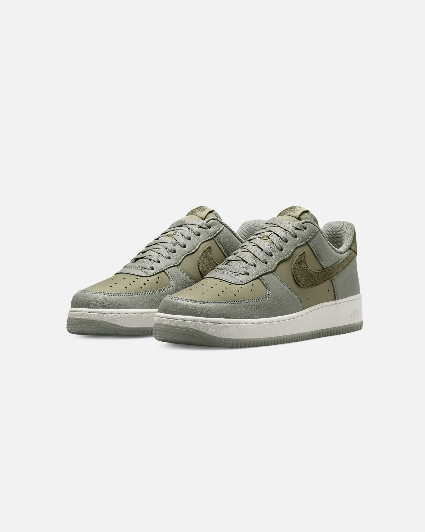 Move Light Nike Air Force 1 '07 LV8 Dark Stucco/Medium Olive