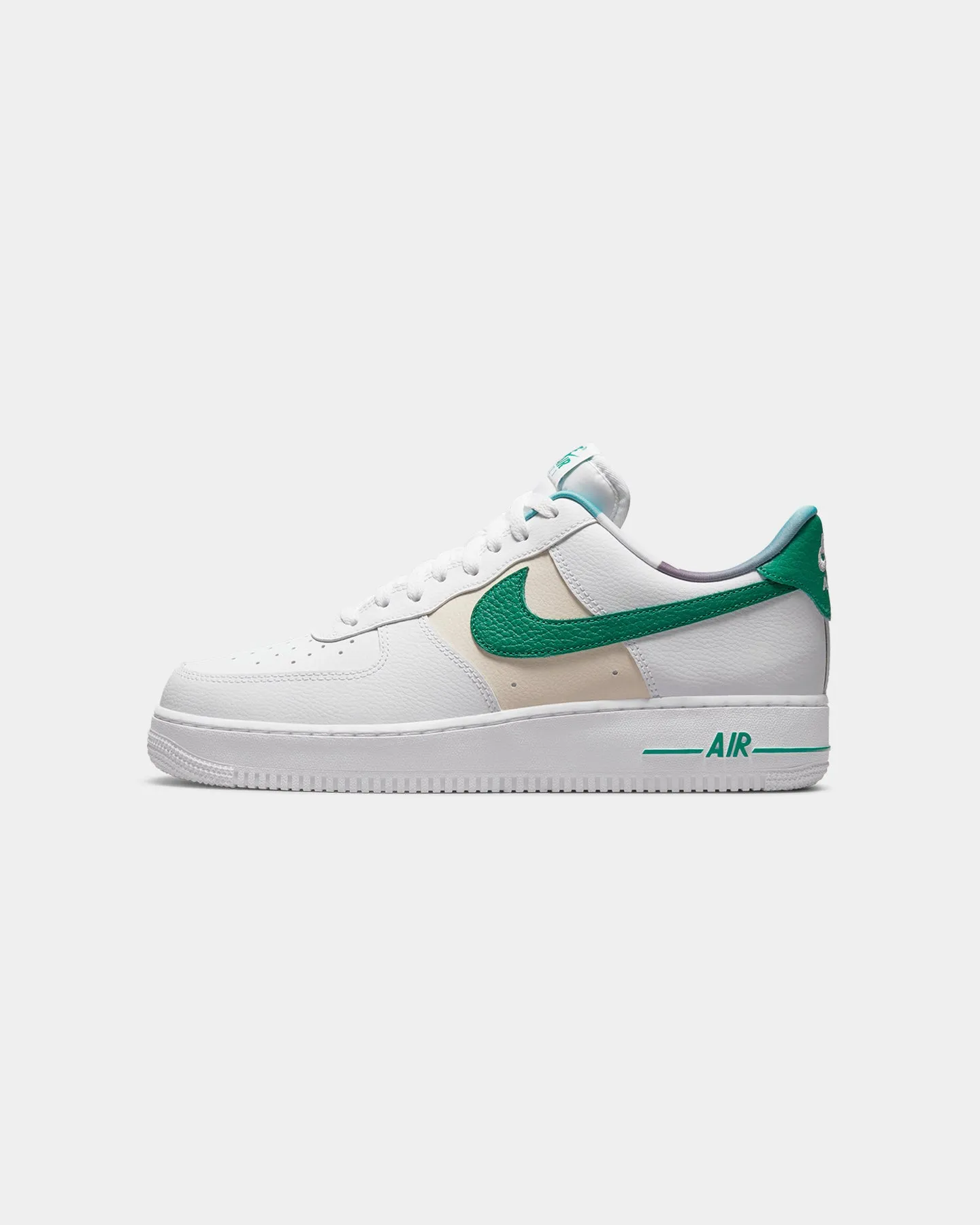 Nike Air Force 1 '07 LV8 EMB White/Malachite Running