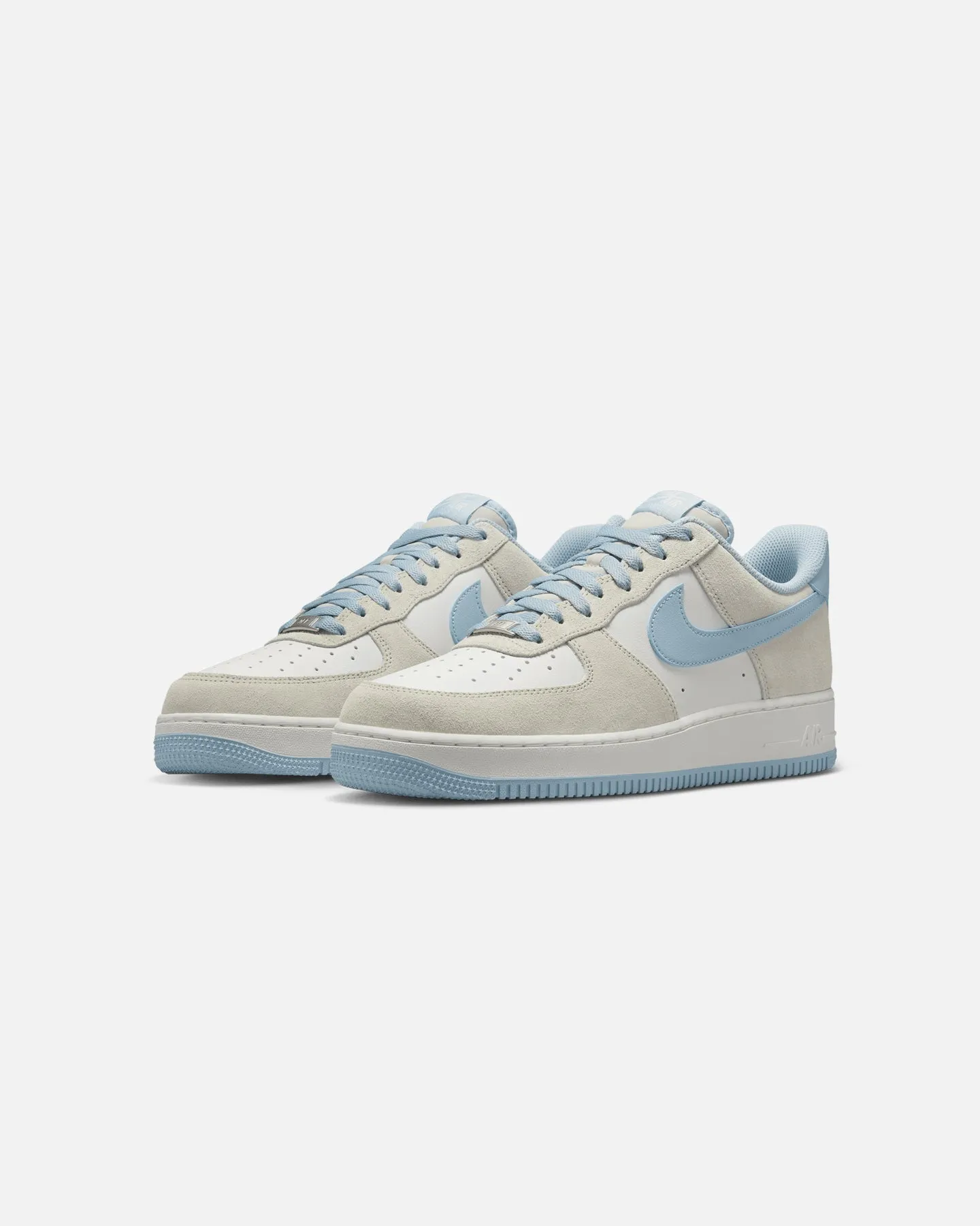 Home Style Everyday Shoes Nike Air Force 1 '07 LV8 Light Bone