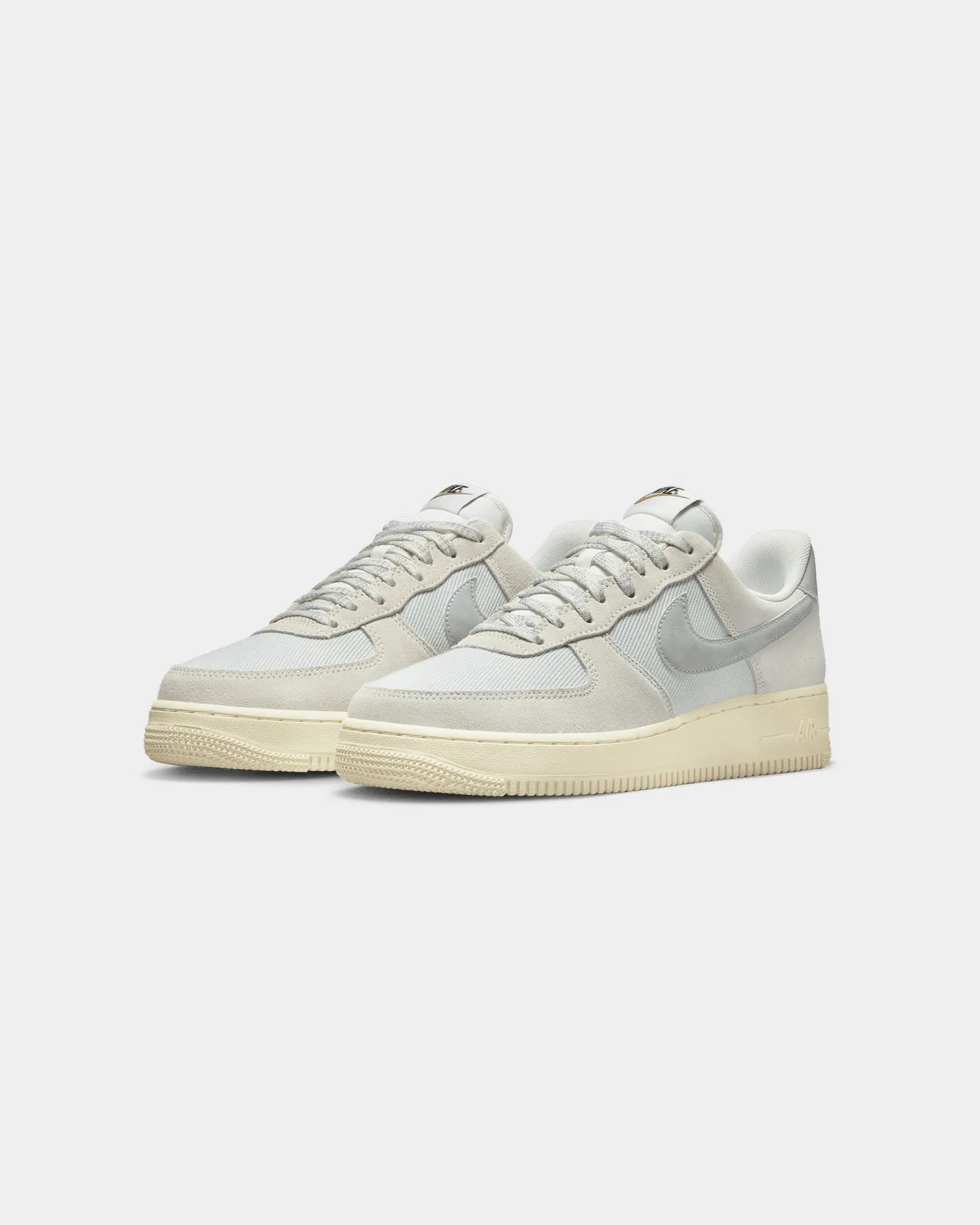 Greek Ease Desert Run Nike Air Force 1 '07 LV8 Sail/Light Smoke Grey