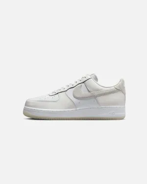 Leg Long Shine Tone Nike Air Force 1 '07 LV8 White/Phantom