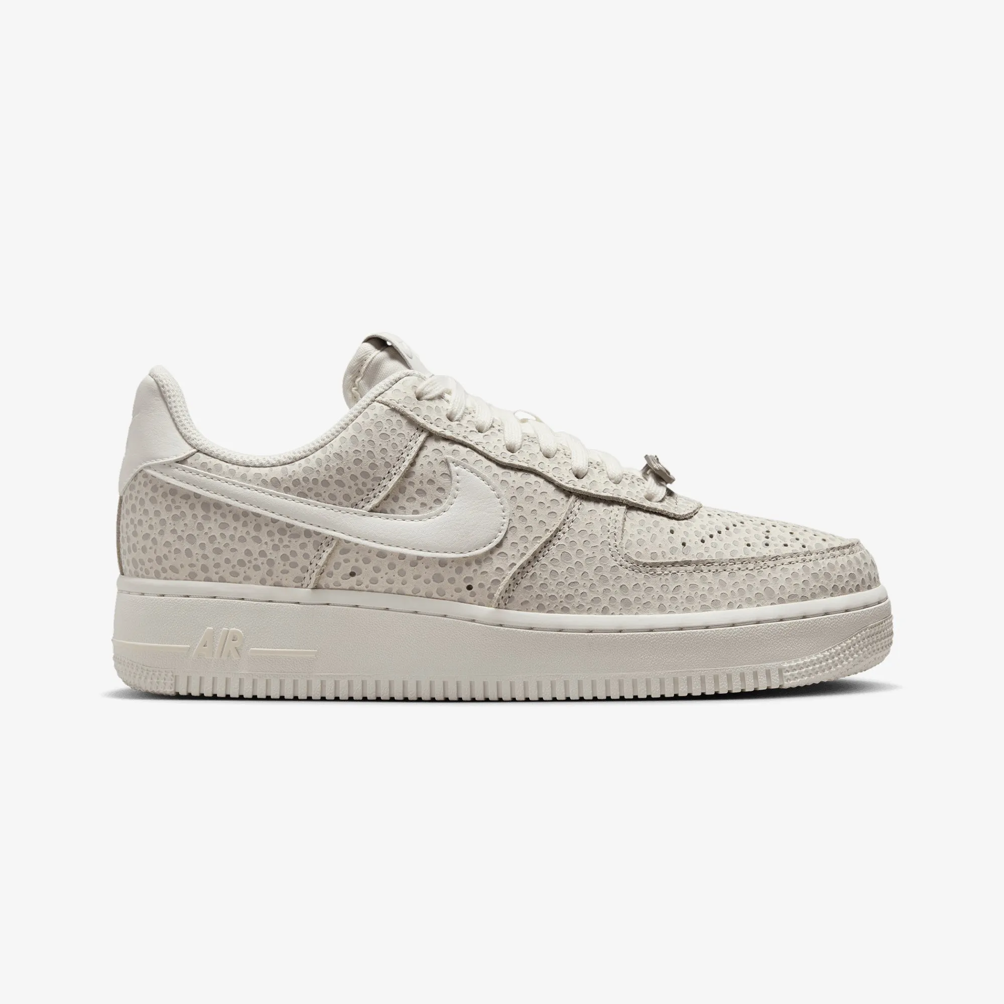 Nike | AIR FORCE 1 '07 PREMIUM { PHANTOM/METALLIC SILVER-SAIL gentle touch Wide Base Platform