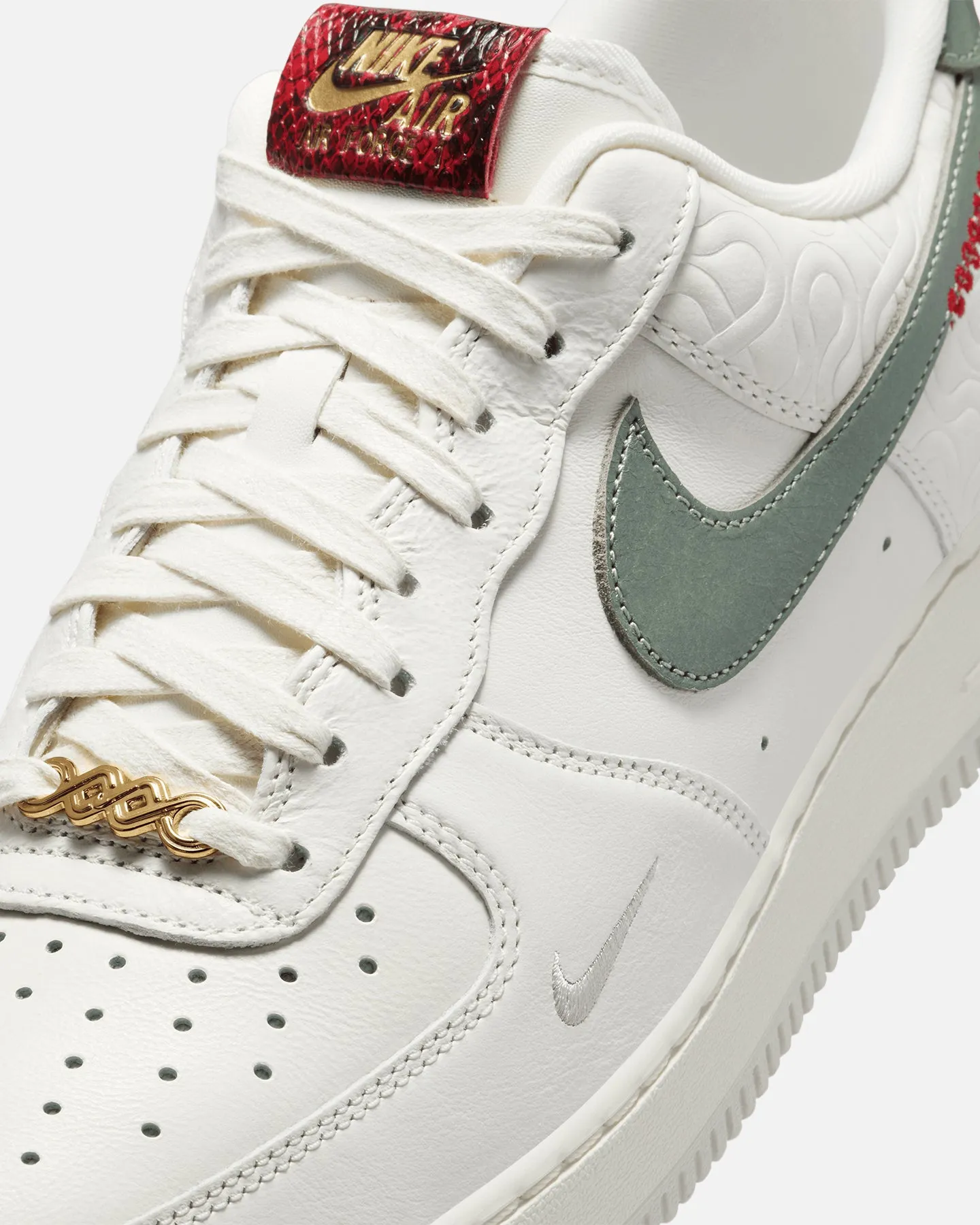 Date night Nike Air Force 1 '07 "Year Of The Snake" Sail