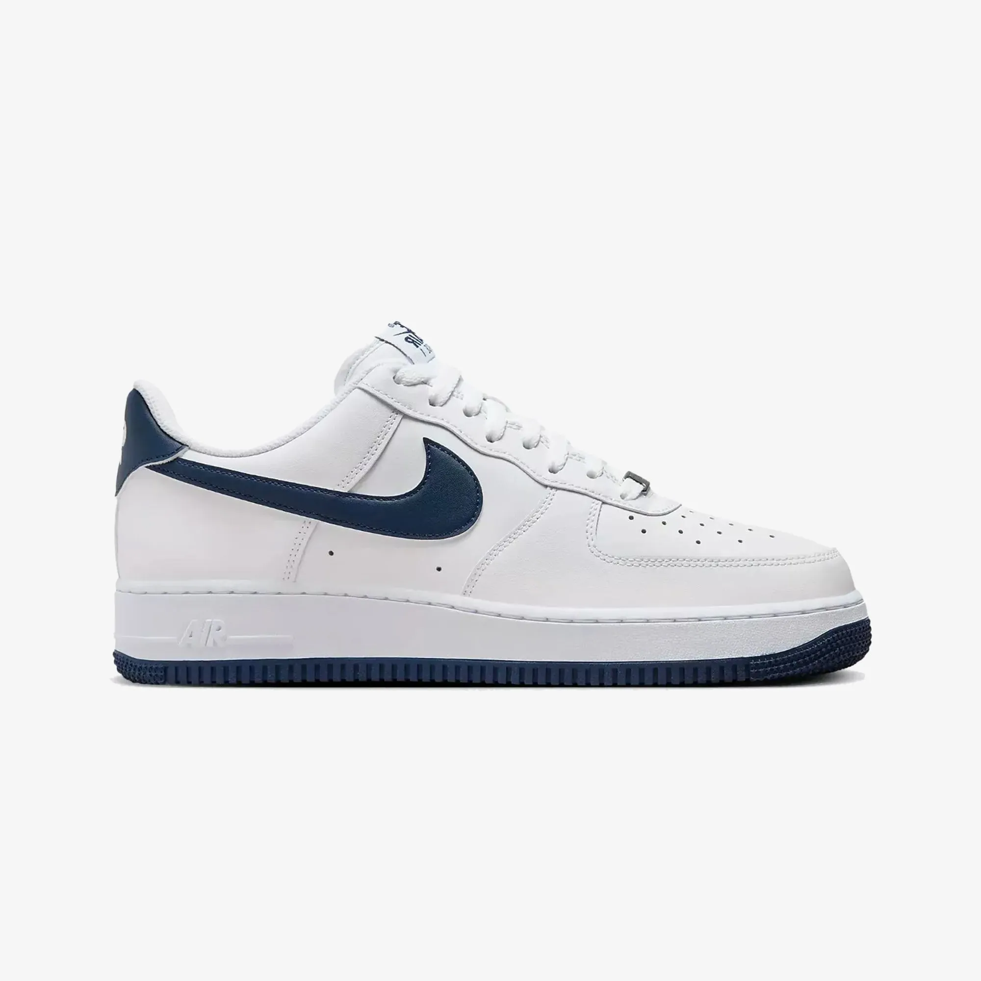 NIKE | AIR FORCE 1 '07 { WHITE/MIDNIGHT NAVY-WHITE Bold Color Scheme Customizable Insoles