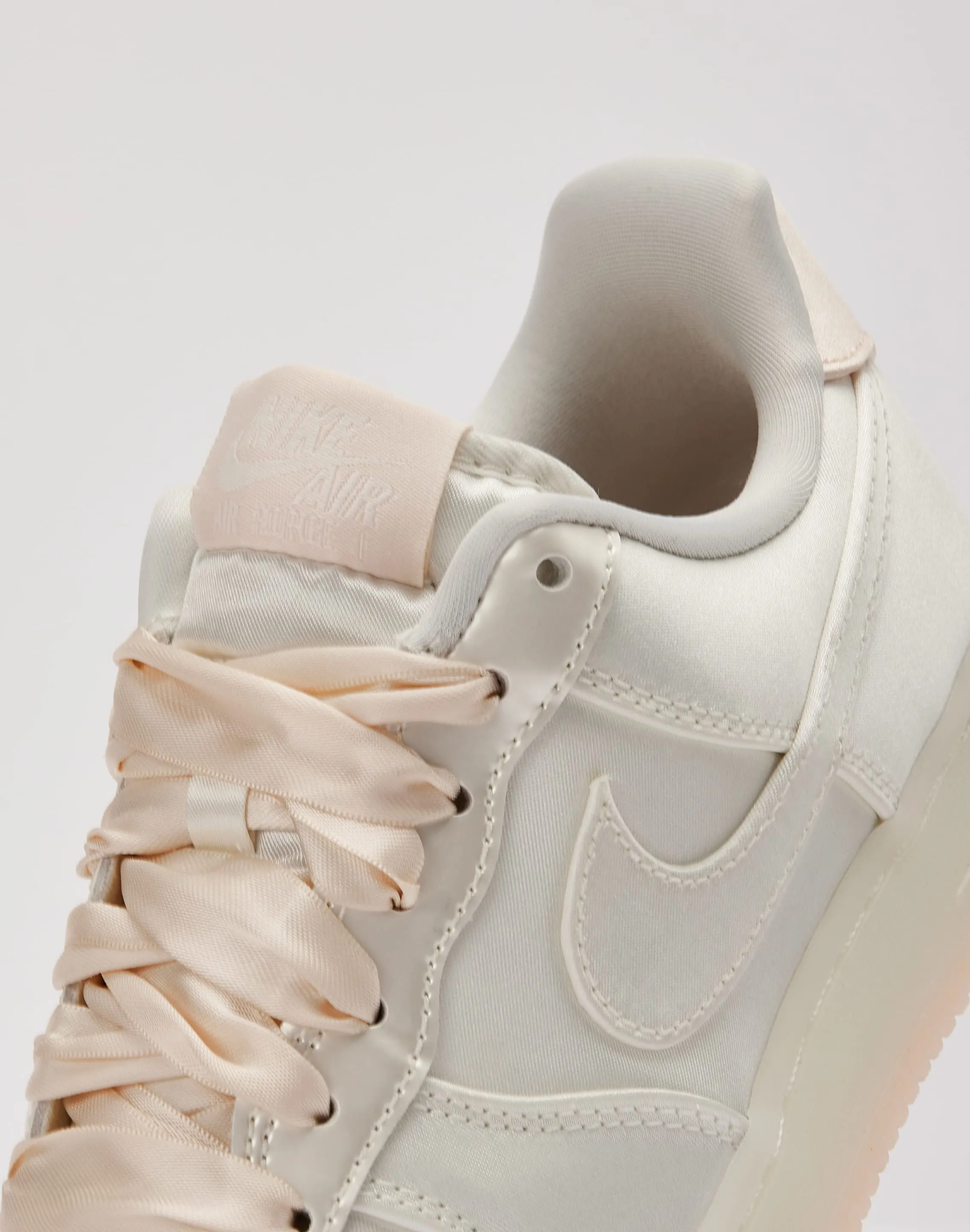 High Rebound Cushion Nike Air Force 1 Low '07 LV8