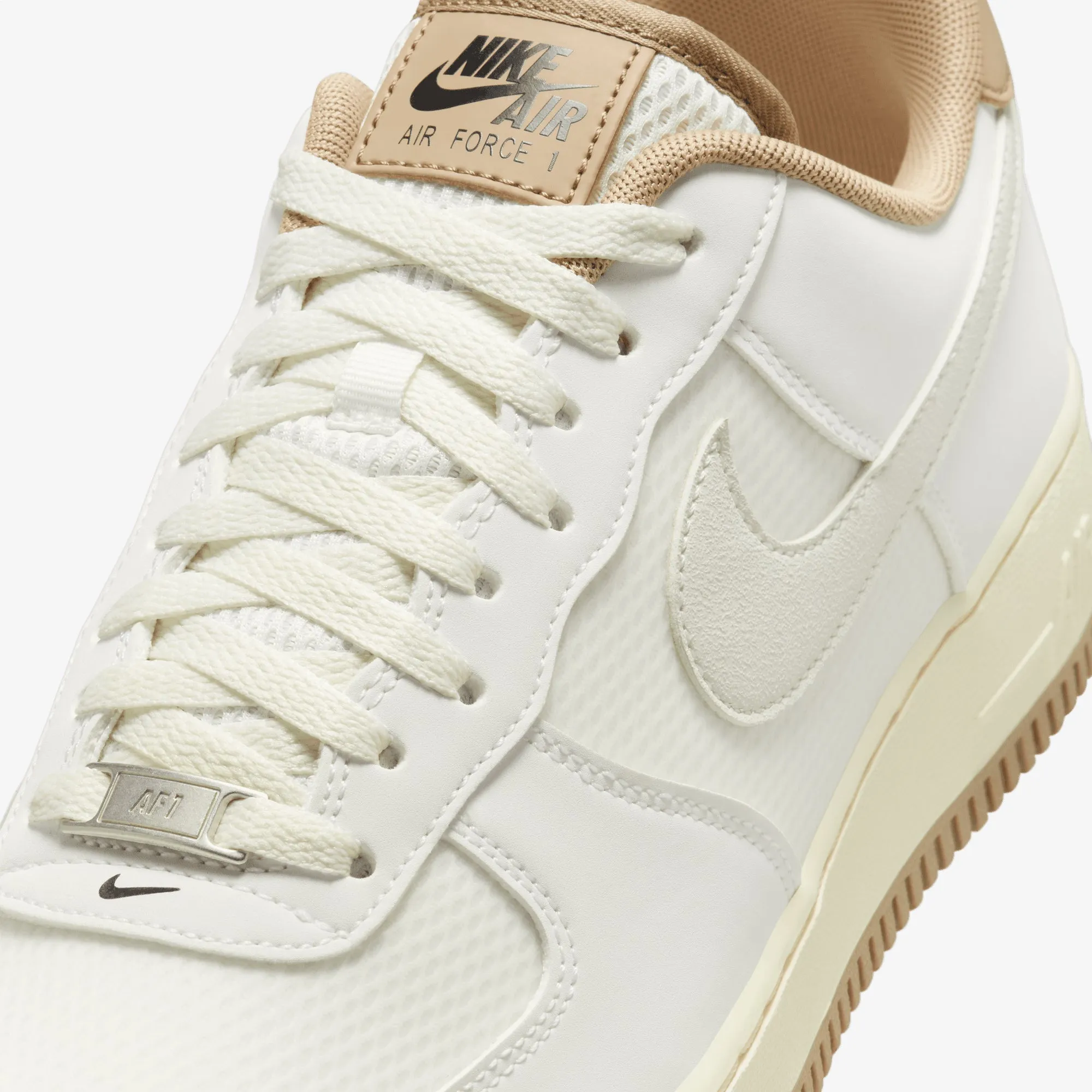 Step Boost Ankle Collarbrace NIKE | AIR FORCE 1'07 LV8 { SUMMIT WHITE/SUMMIT WHITE-KHAKI