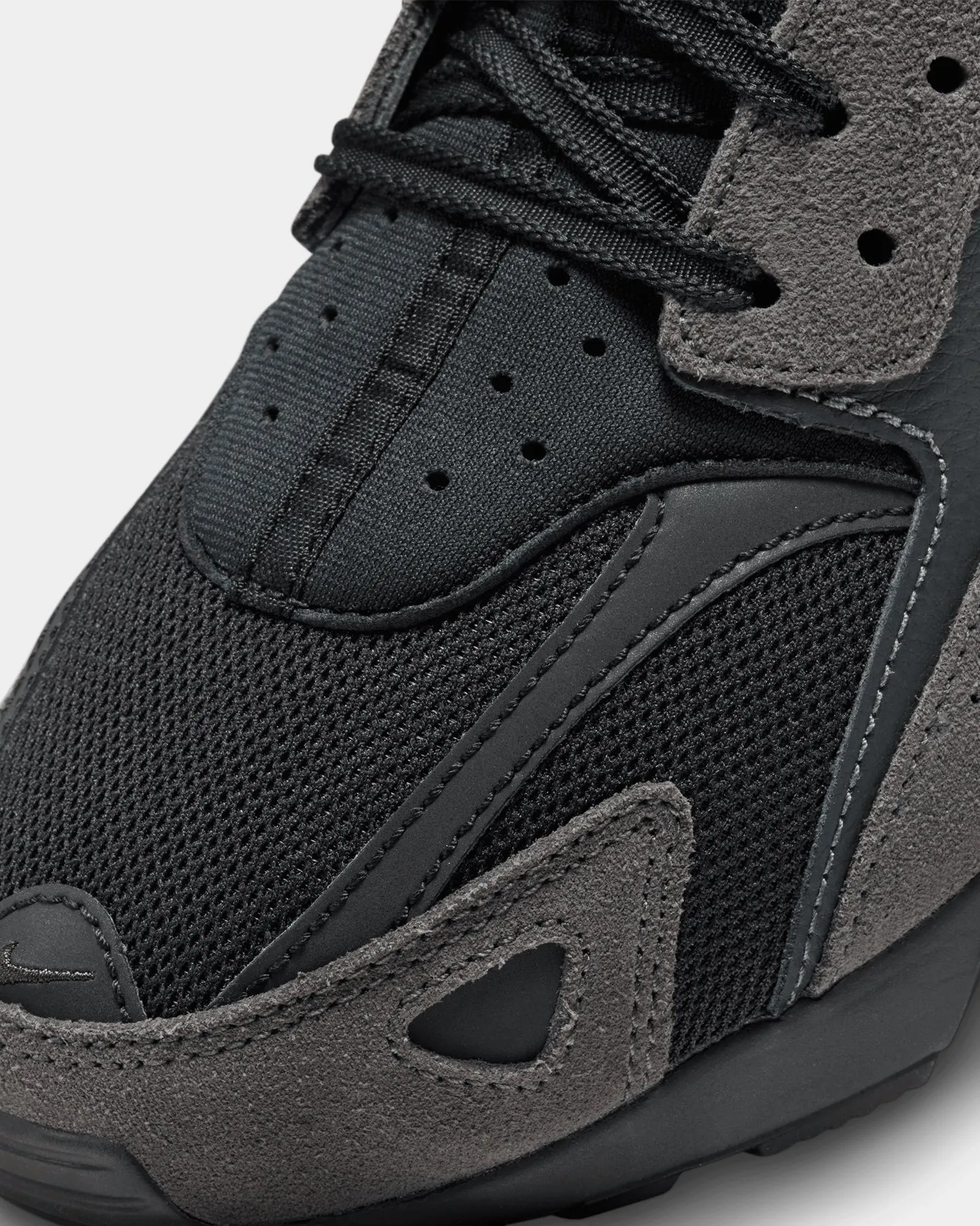 Nike Air Huarache Runner "Anthracite" Black/Medium Ash Energy Boost Step Tall