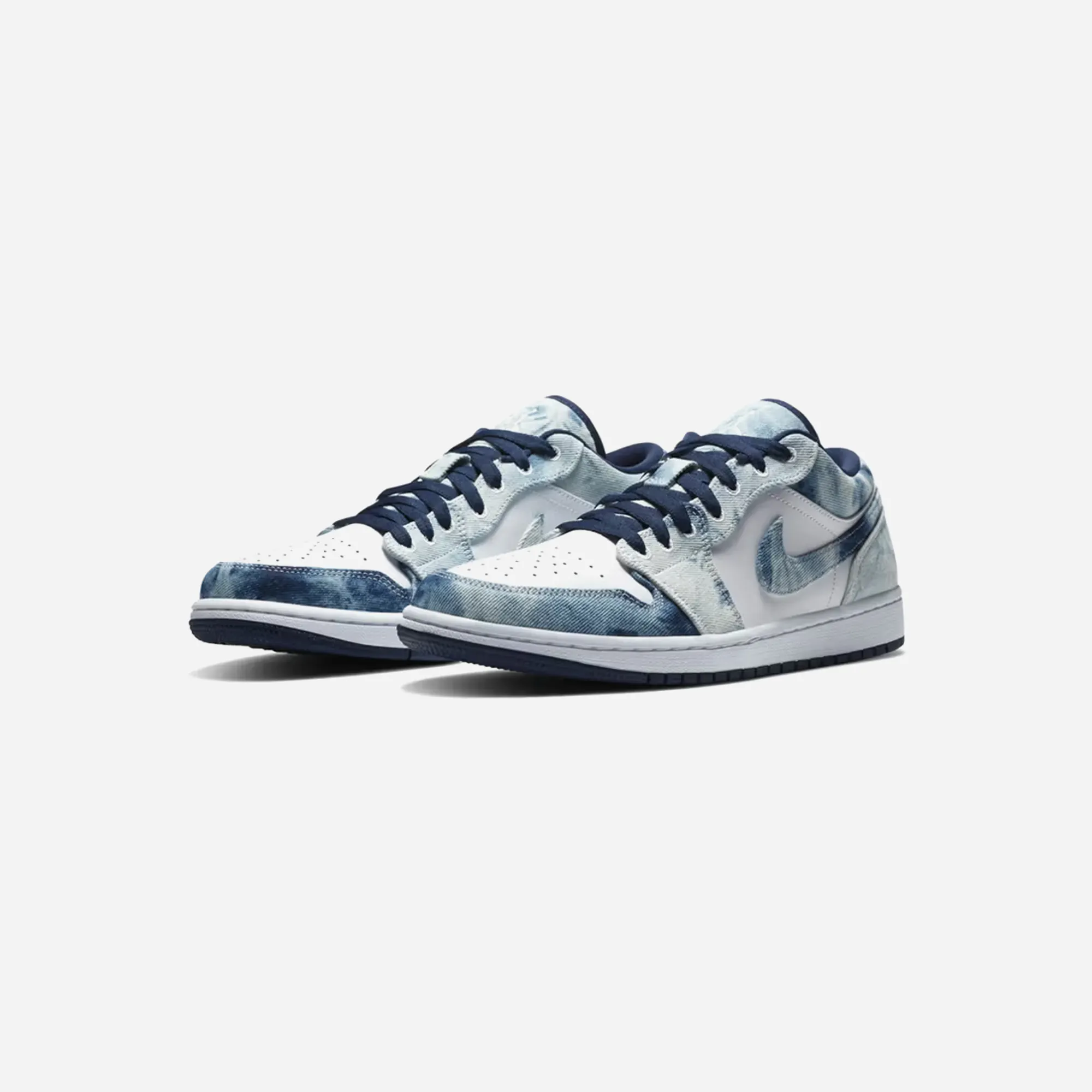 Nike Air Jordan 1 Low Washed Denim Wide base stability