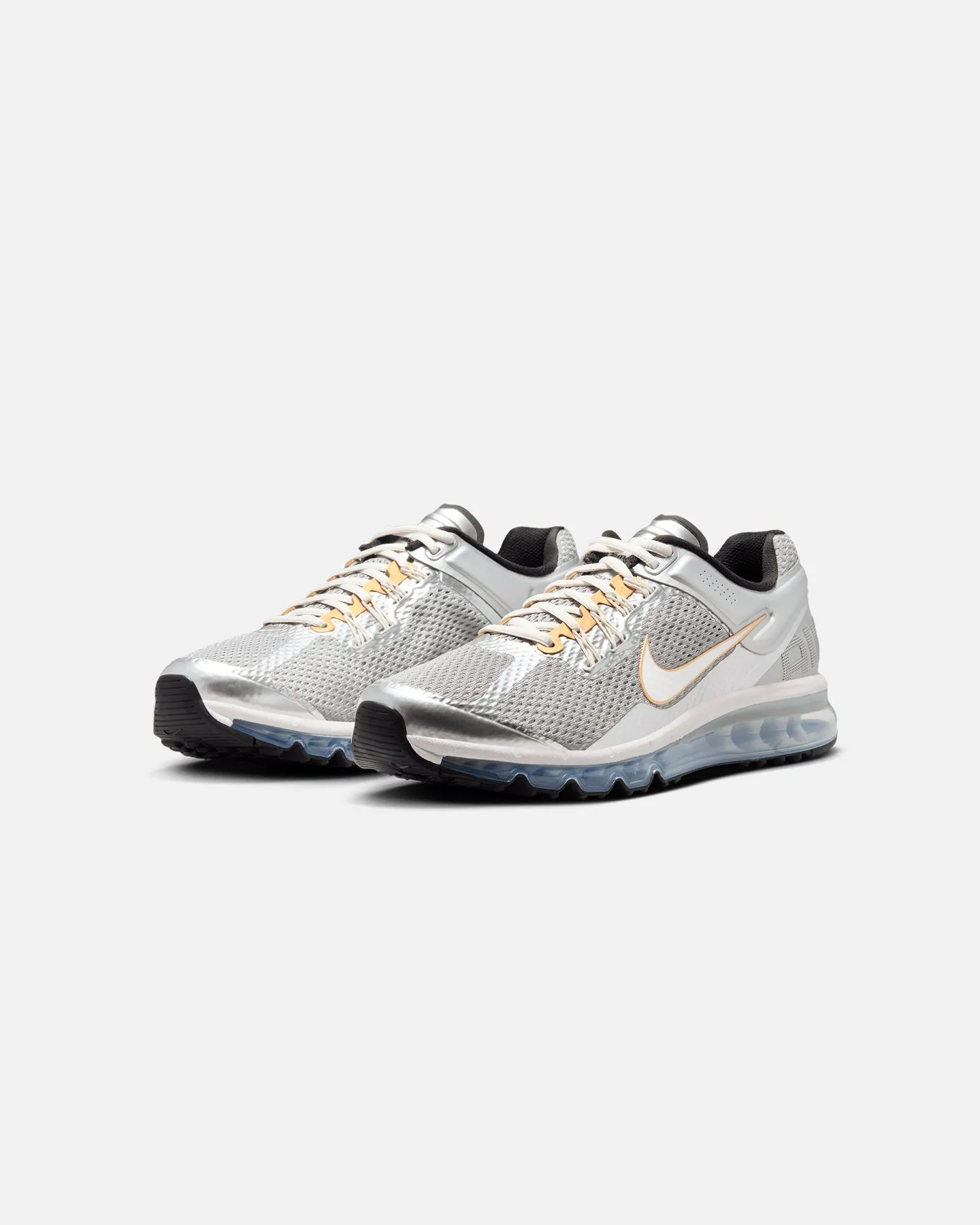 Nike Air Max 2013 Metallic Silver Sport Performance Balanced Grip