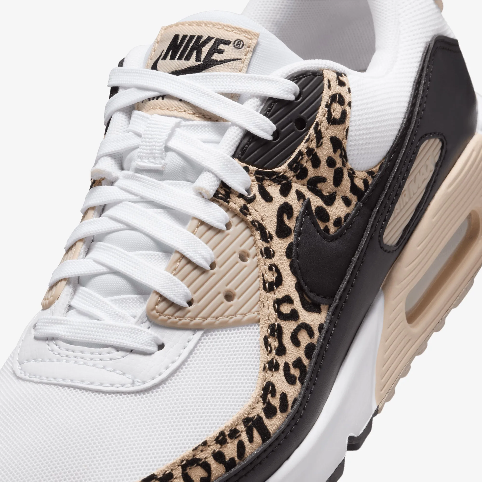 Nike | AIR MAX 90 LV8 { WHITE/BLACK-SANDDRIFT-HEMP Flexible Everyday Touch