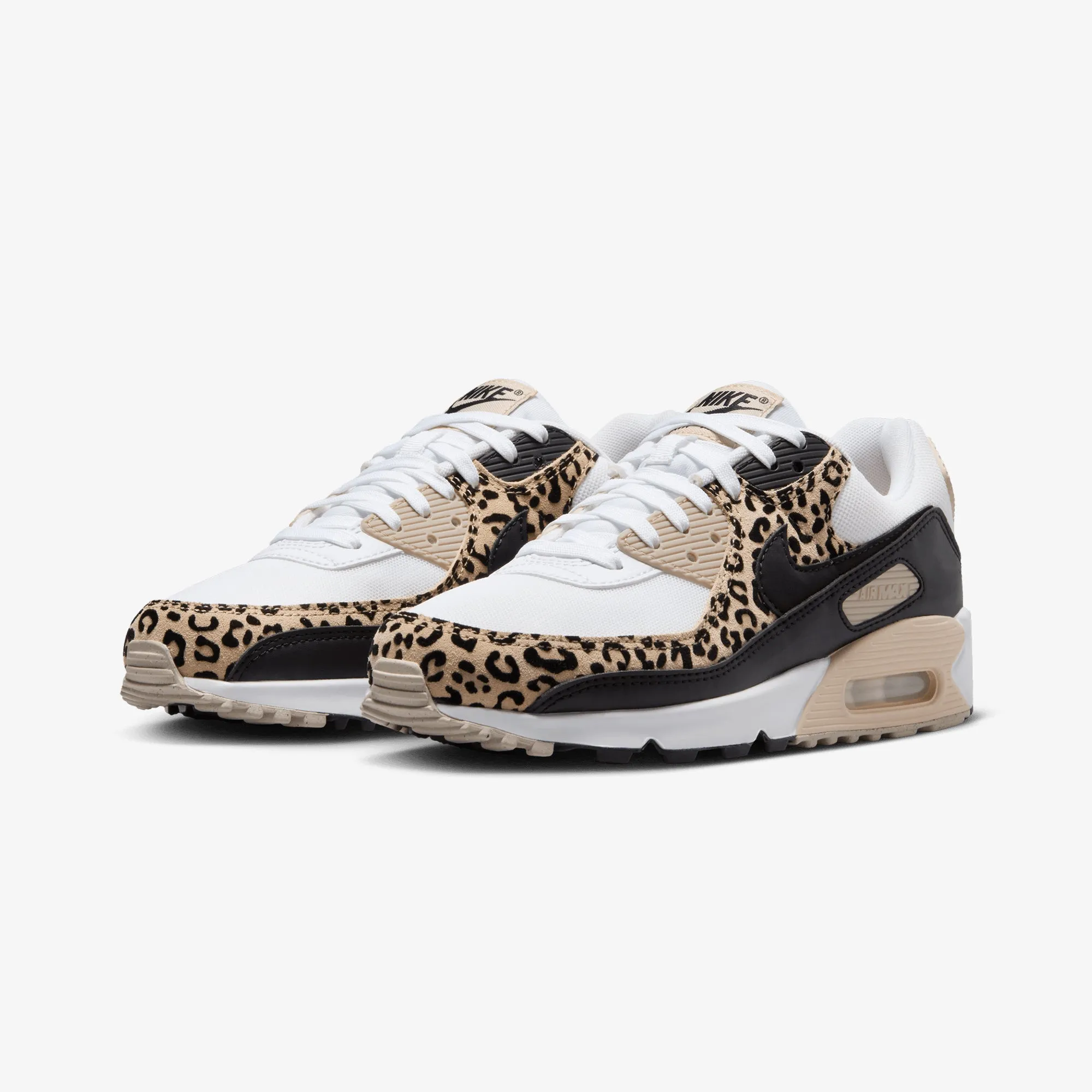 Nike | AIR MAX 90 LV8 { WHITE/BLACK-SANDDRIFT-HEMP Impact Diffusion System
