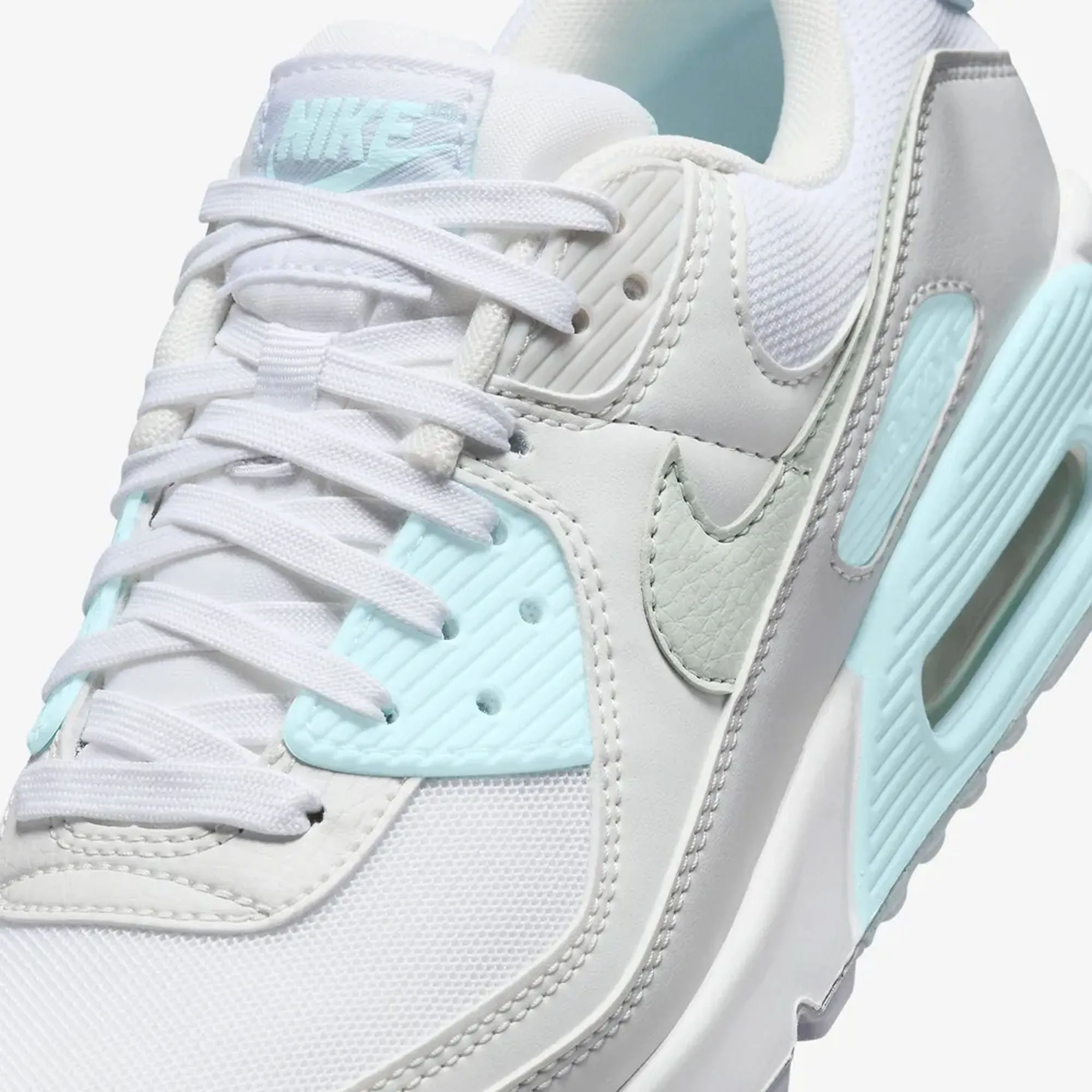 NIKE | AIR MAX 90 { WHITE/LIGHT SILVER-GLACIER BLUE Non Marking Outsole Active Life