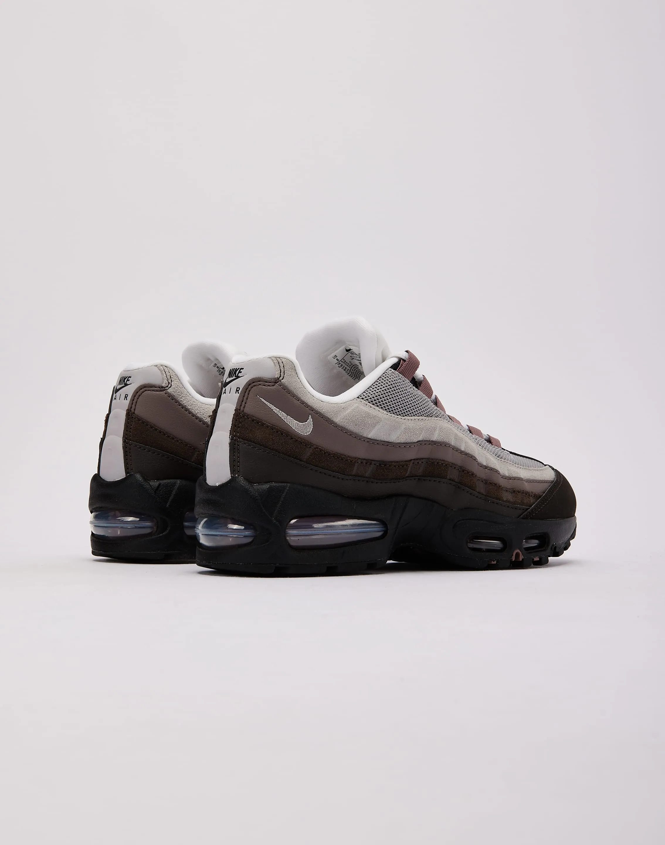 running in circular tracks shoes Nike Air Max 95
