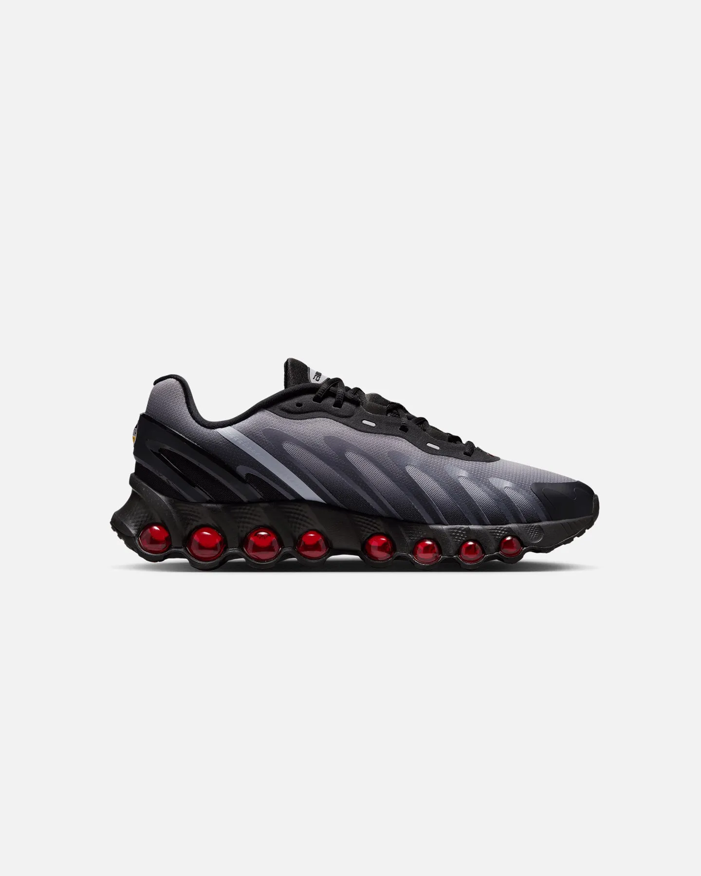 Traction Grip Pattern Nike Air Max DN8 Black/Gym Red