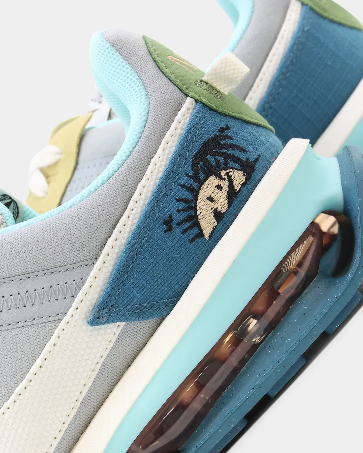 Nike Air Max Pre-Day SE Wolf Grey/Sail Breathable Beach Walk Supportive