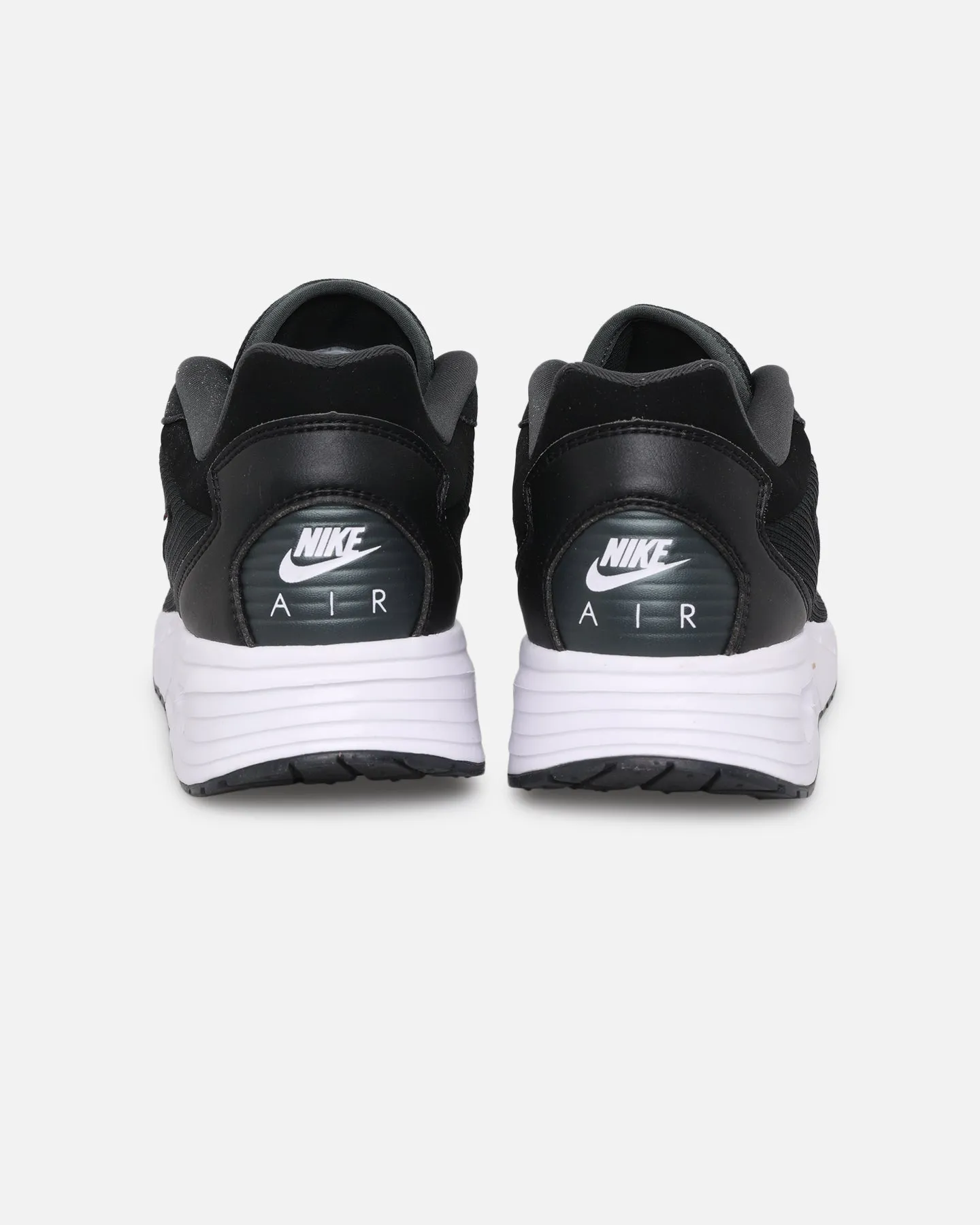 Nike Air Max Solo Black/White Durable outsole Flexible Fit City Adventure