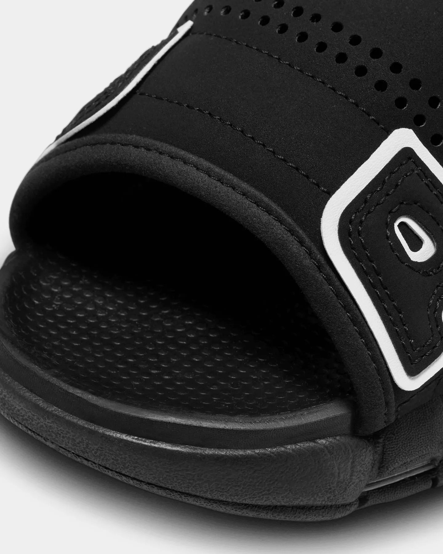 Nike Air More Uptempo Black/White Feather Light Long Distance