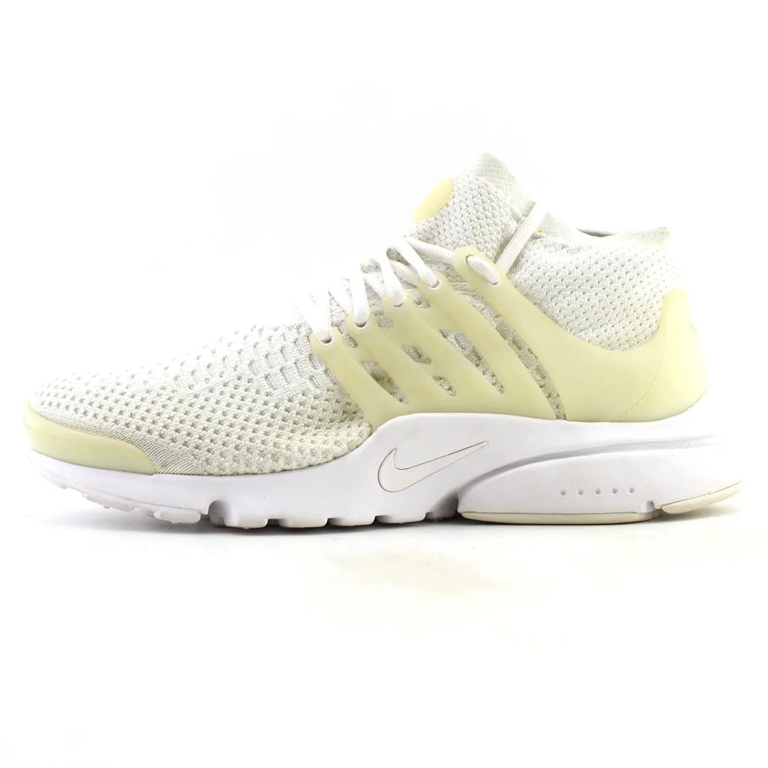 Active Move NIKE AIR PRESTO FLYKNIT ULTRA