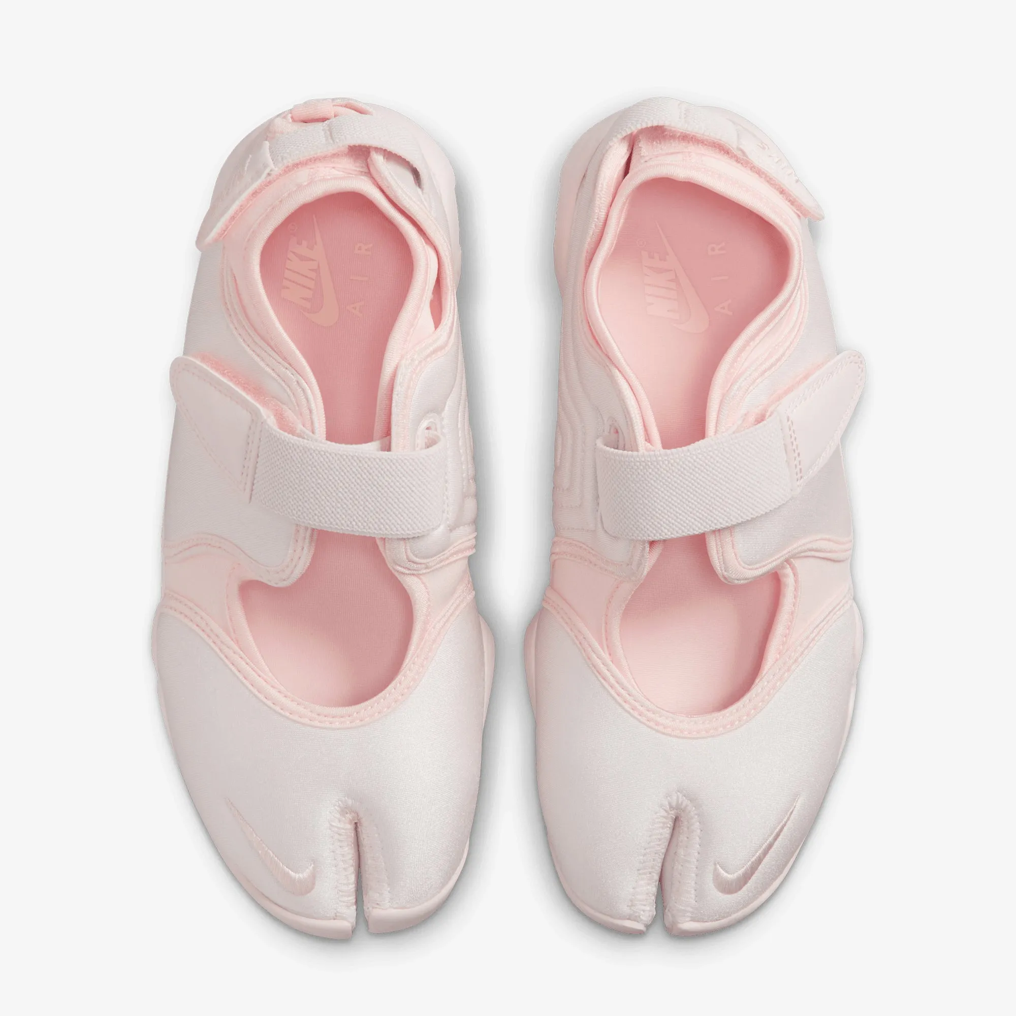 NIKE | AIR RIFT SE { LIGHT SOFT PINK/LIGHT SOFT PINK Ultra Cushioned Sole Stretch tongue
