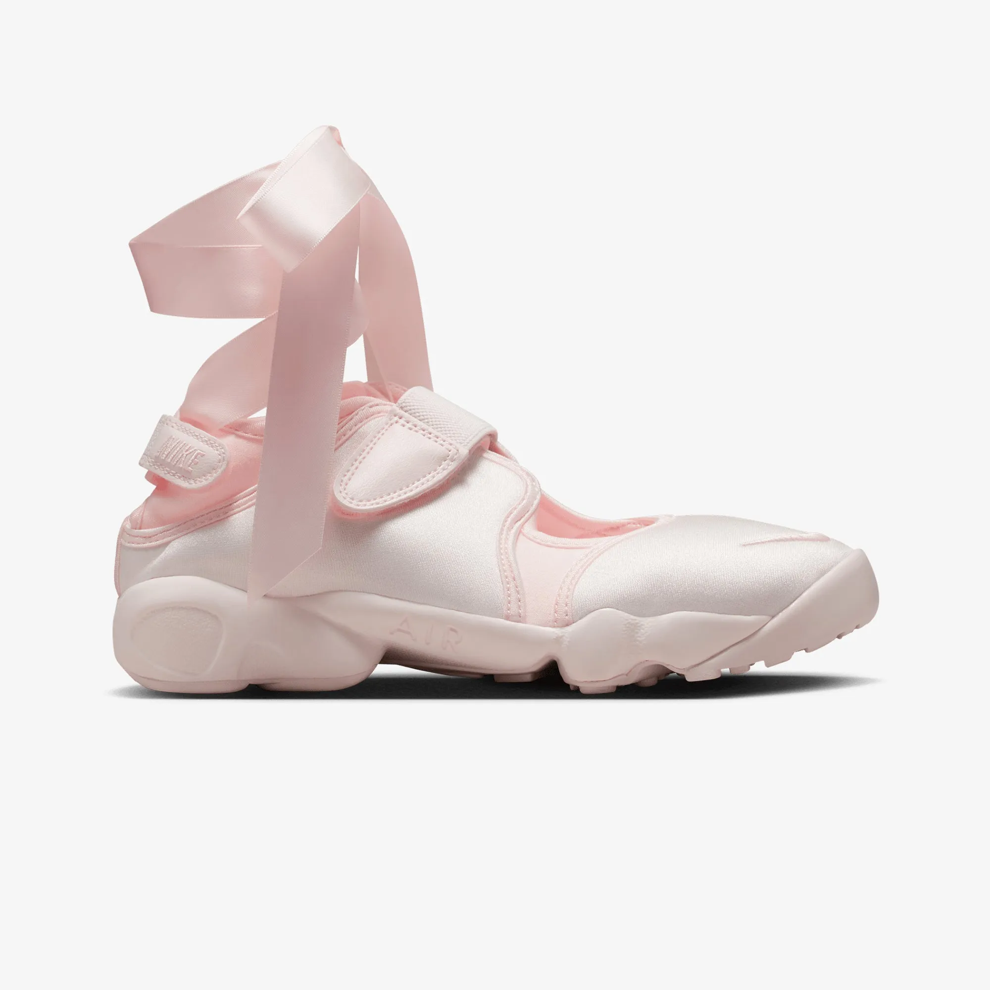 NIKE | AIR RIFT SE { LIGHT SOFT PINK/LIGHT SOFT PINK SuedeUpper