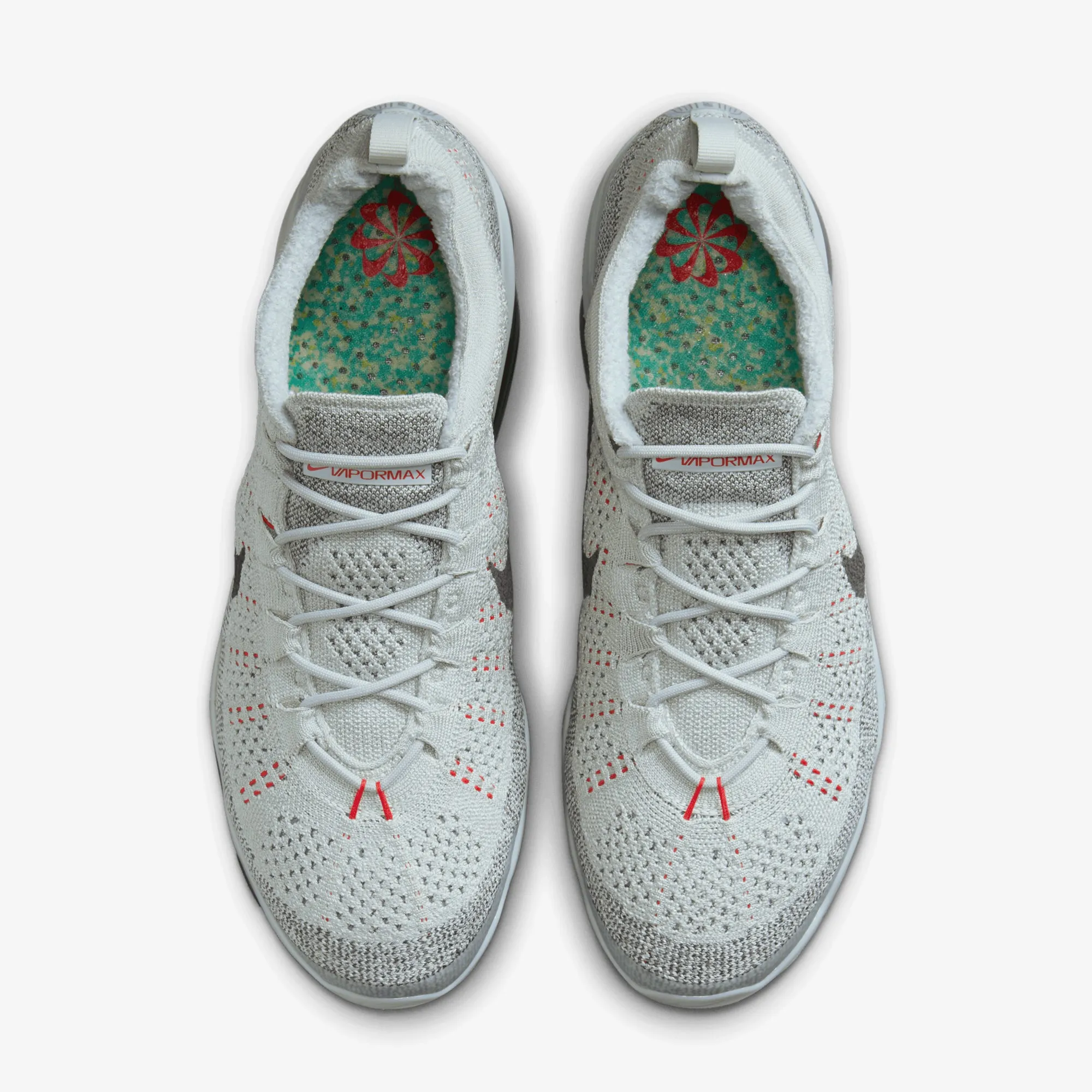 NIKE | AIR VAPORMAX 2023 FLYKNIT { LIGHT SILVER/SMOKE GREY-PICANTE RED Narrow Fit