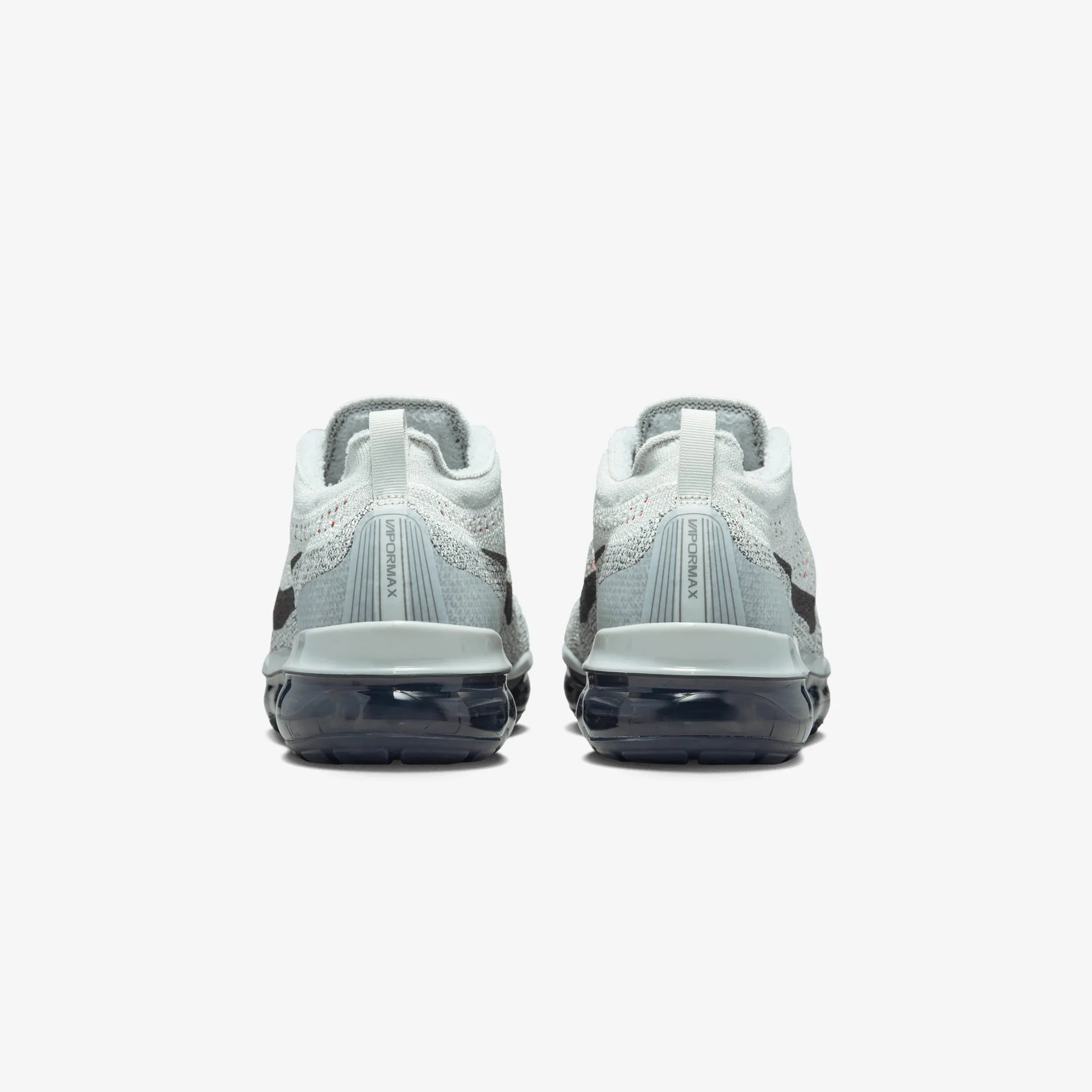 NIKE | AIR VAPORMAX 2023 FLYKNIT { LIGHT SILVER/SMOKE GREY-PICANTE RED Ventilated Upper