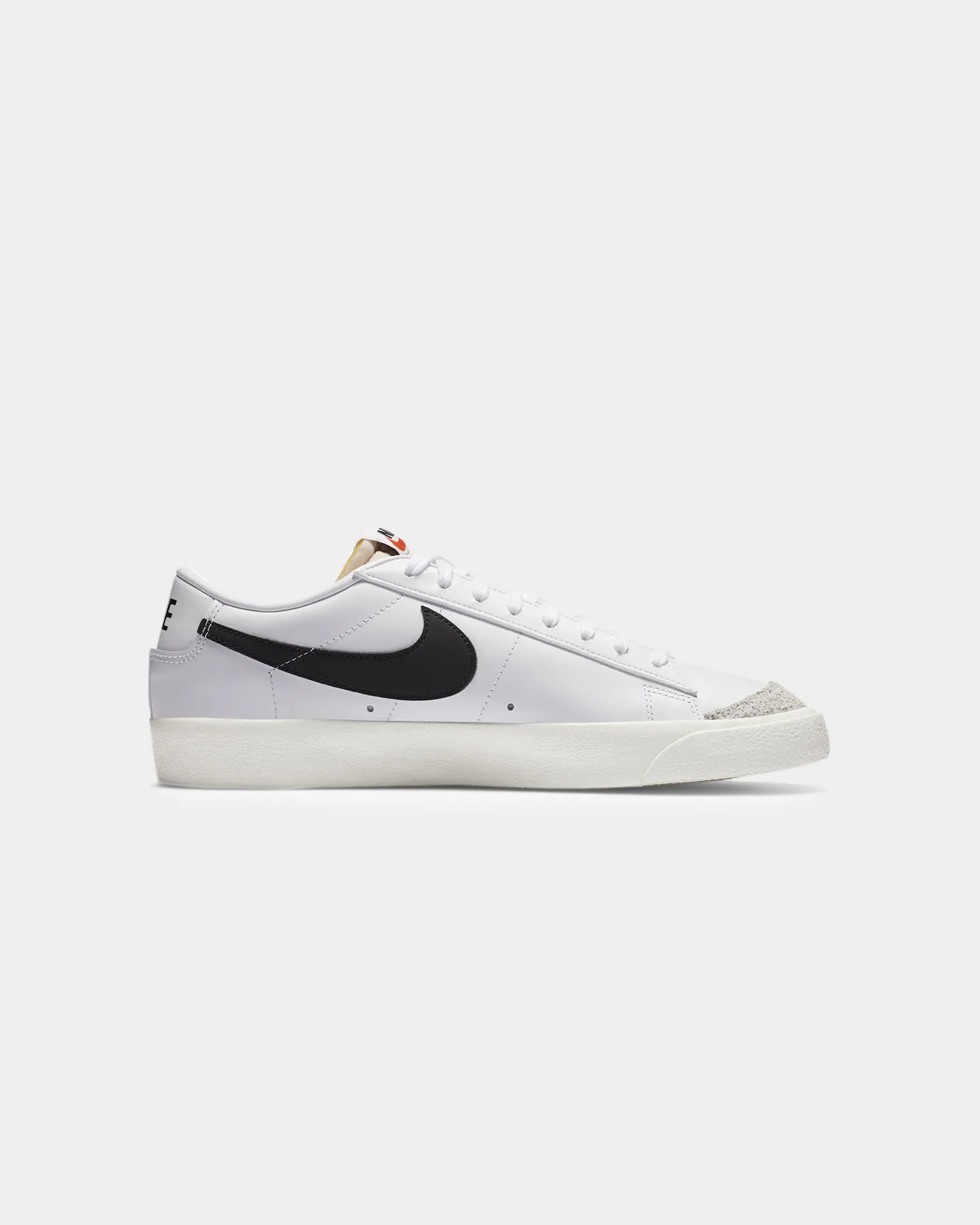 Outfit Key Nike Blazer '77 Vintage Low White/Black/Sail
