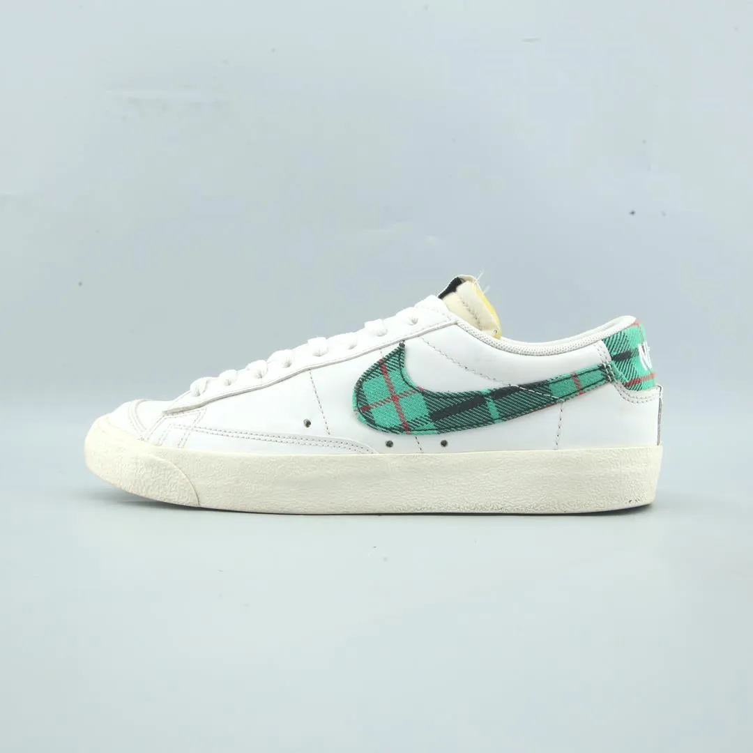 NIKE  BLAZER LOW '77 PREMIUM Simple Choice Balanced feel
