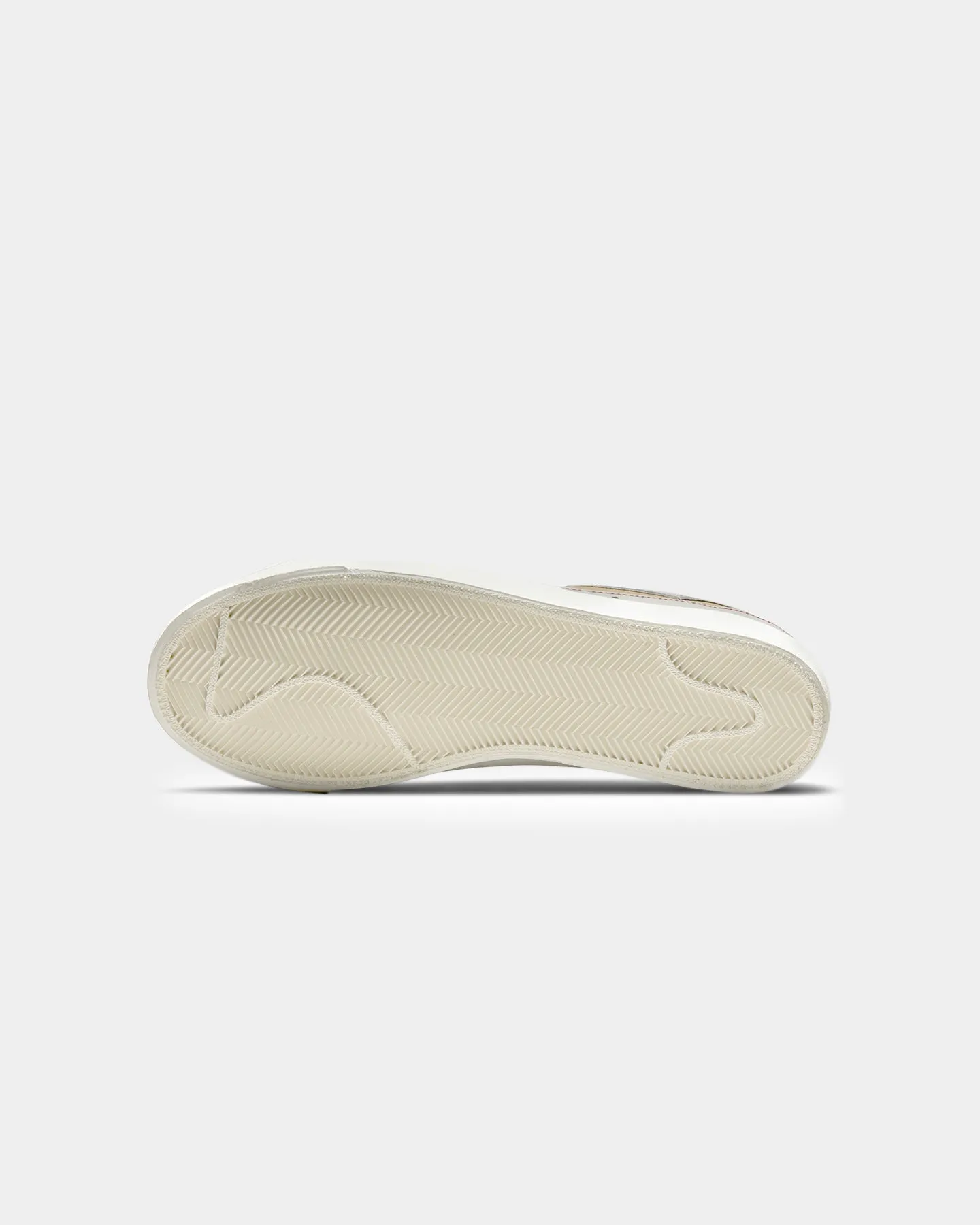 Nike Blazer Low '77 PRM Light Bone/Summit White Comfort Fit Flexible Fit Active People