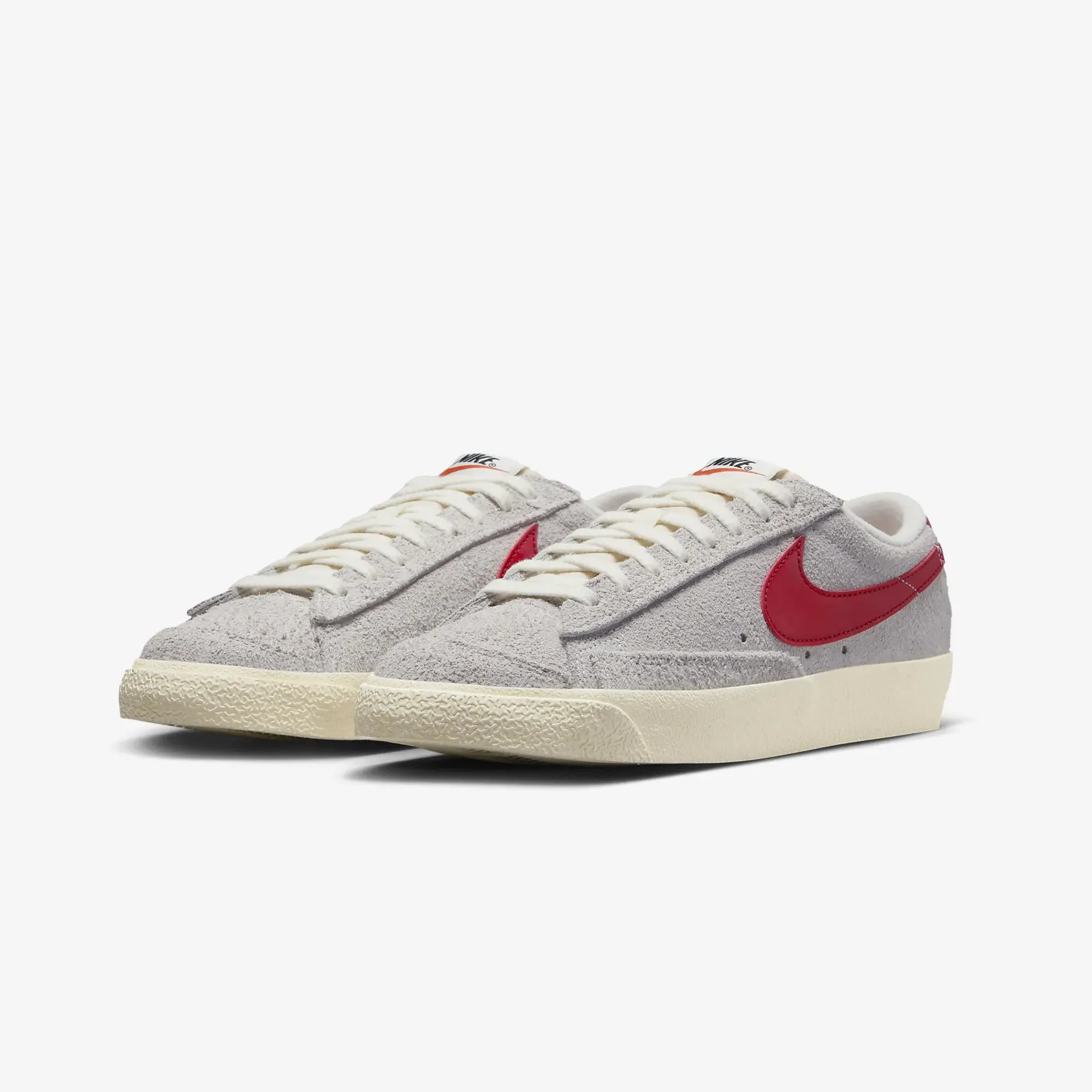 High-Traction Sole Nike | BLAZER LOW '77 VINTAGE { SUMMIT WHITE/GYM RED-SAIL-COCONUT MILK
