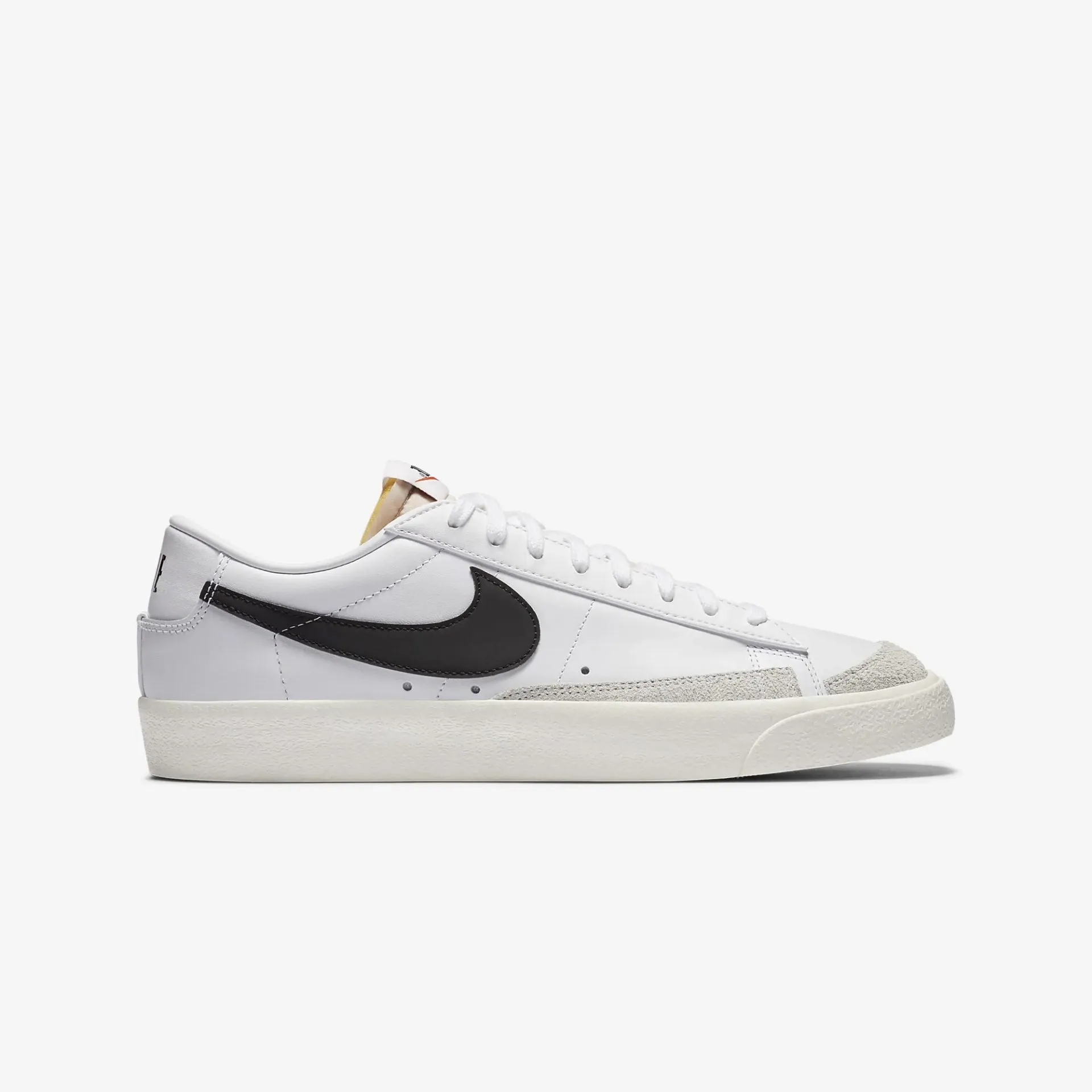 Nike | BLAZER LOW '77 VINTAGE { WHITE/BLACK Premium Leather