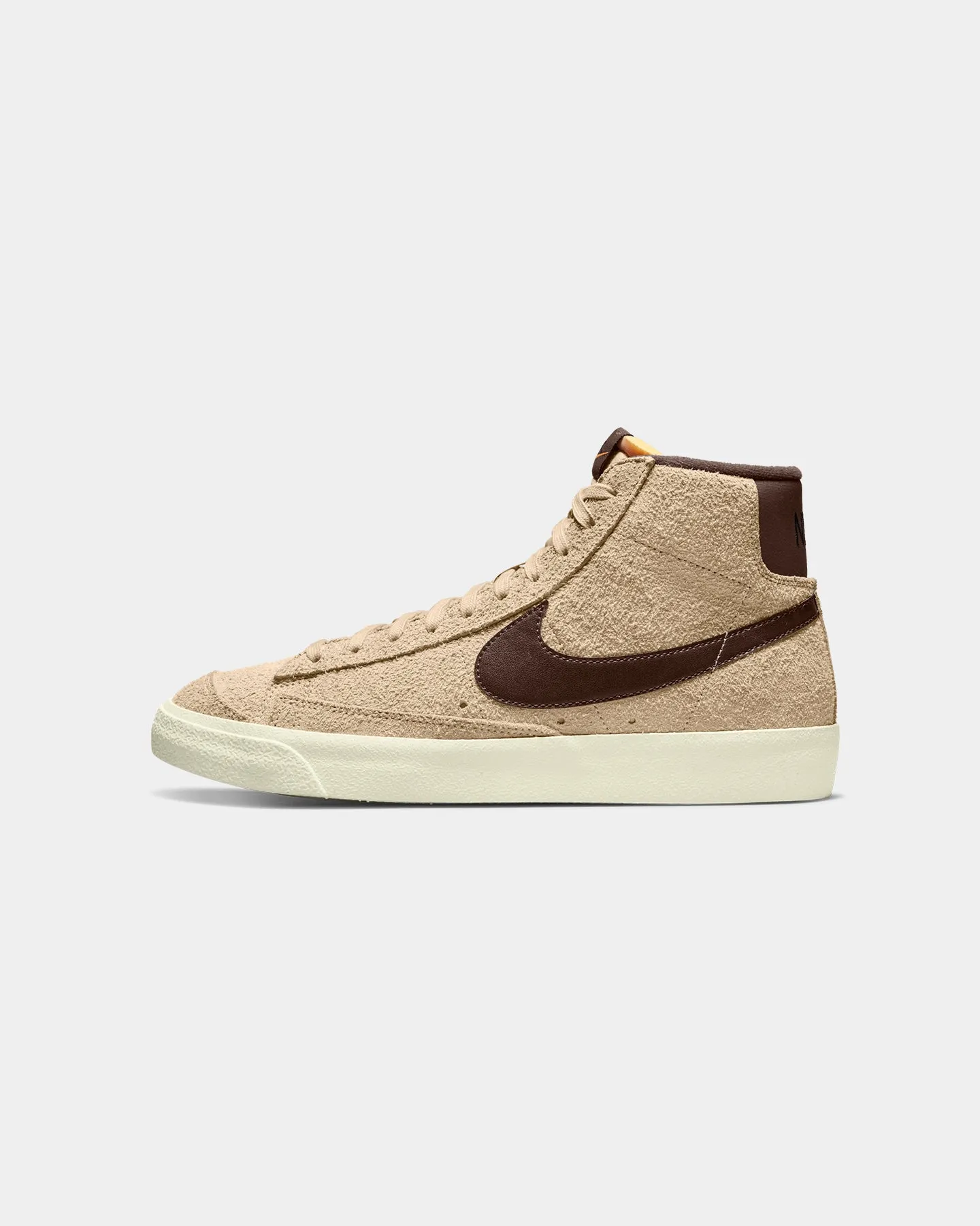 Comfort Walk Nike Blazer Mid '77 Premium Vintage Rattan/Light Chocolate