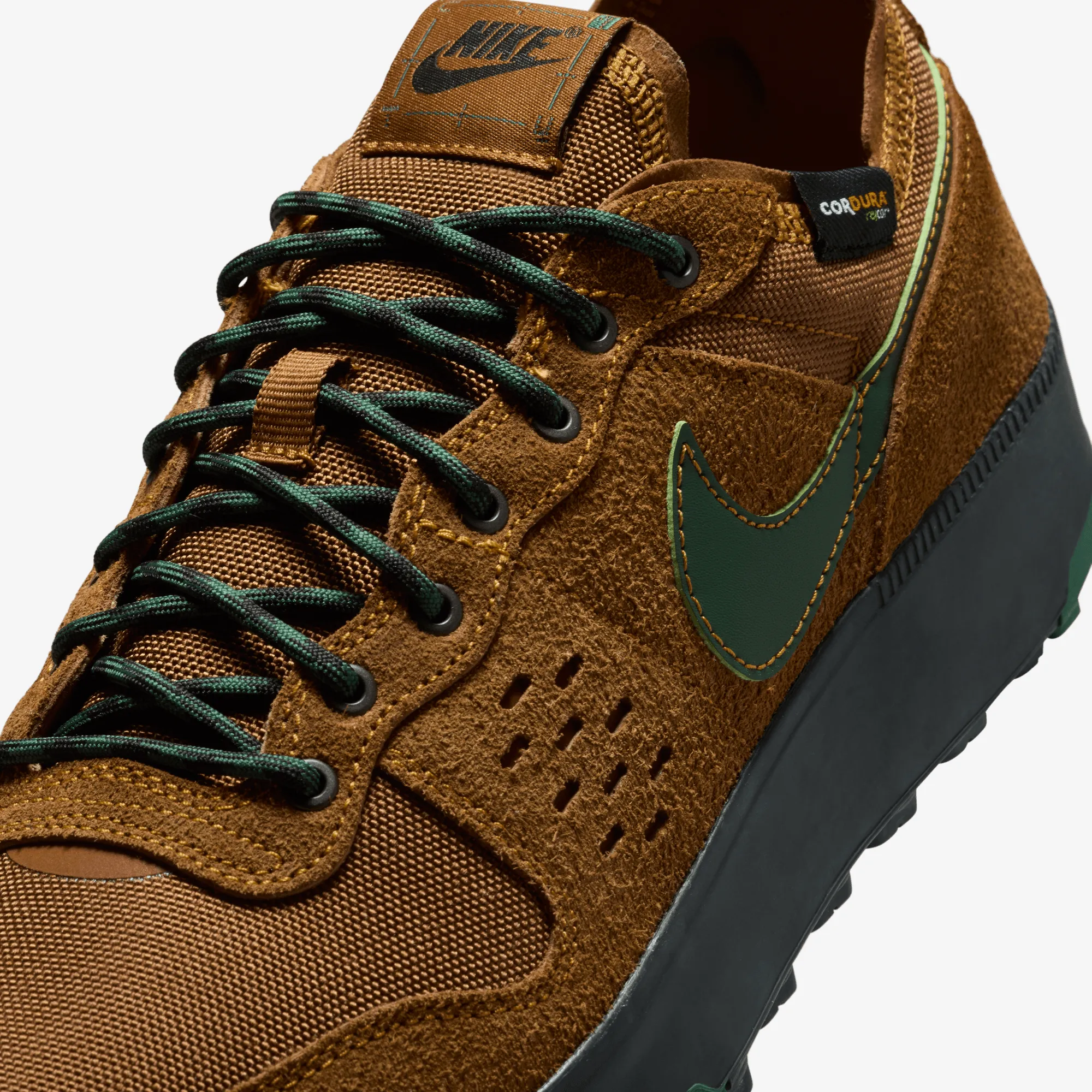 Nike | C1TY PREMIUM CORDURA? { LT BRITISH TAN/FIR-BLACK Anatomical Heel Cup