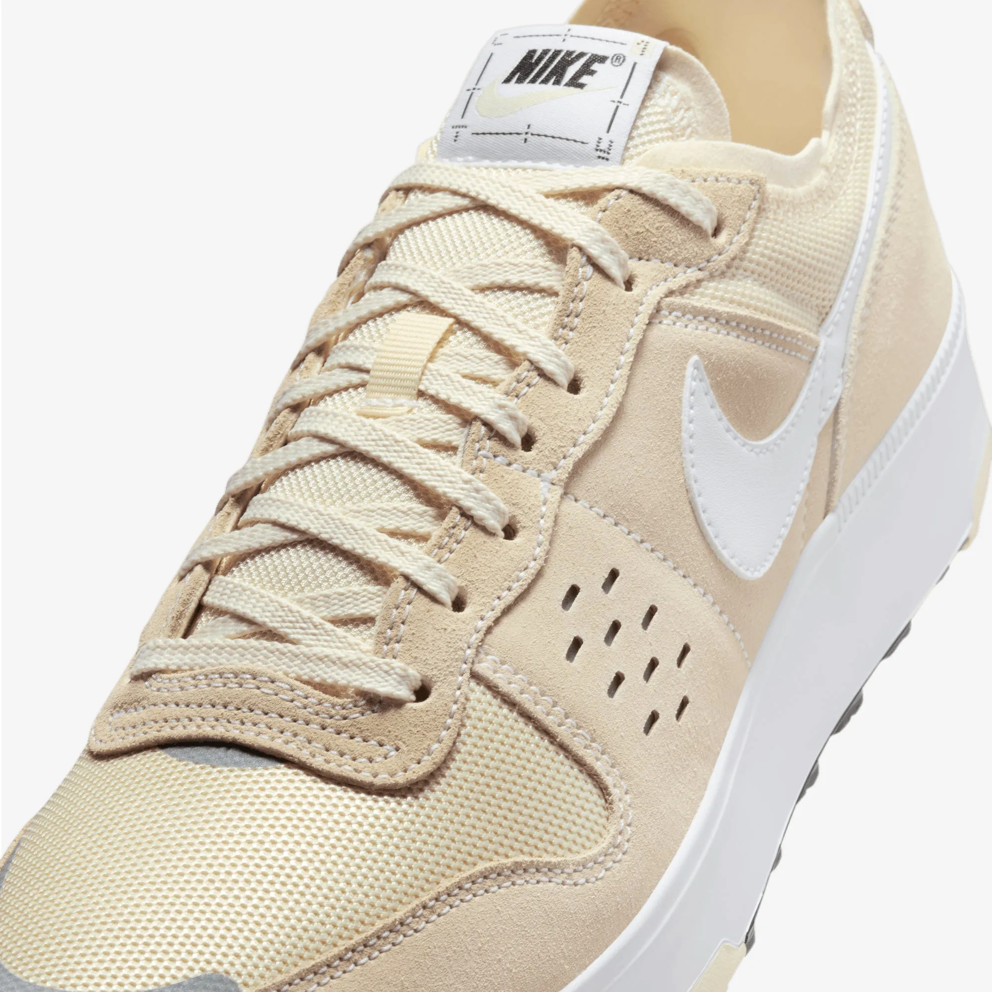 Nike | C1TY "SAND" { MUSLIN/WHITE-BLACK comfortable top