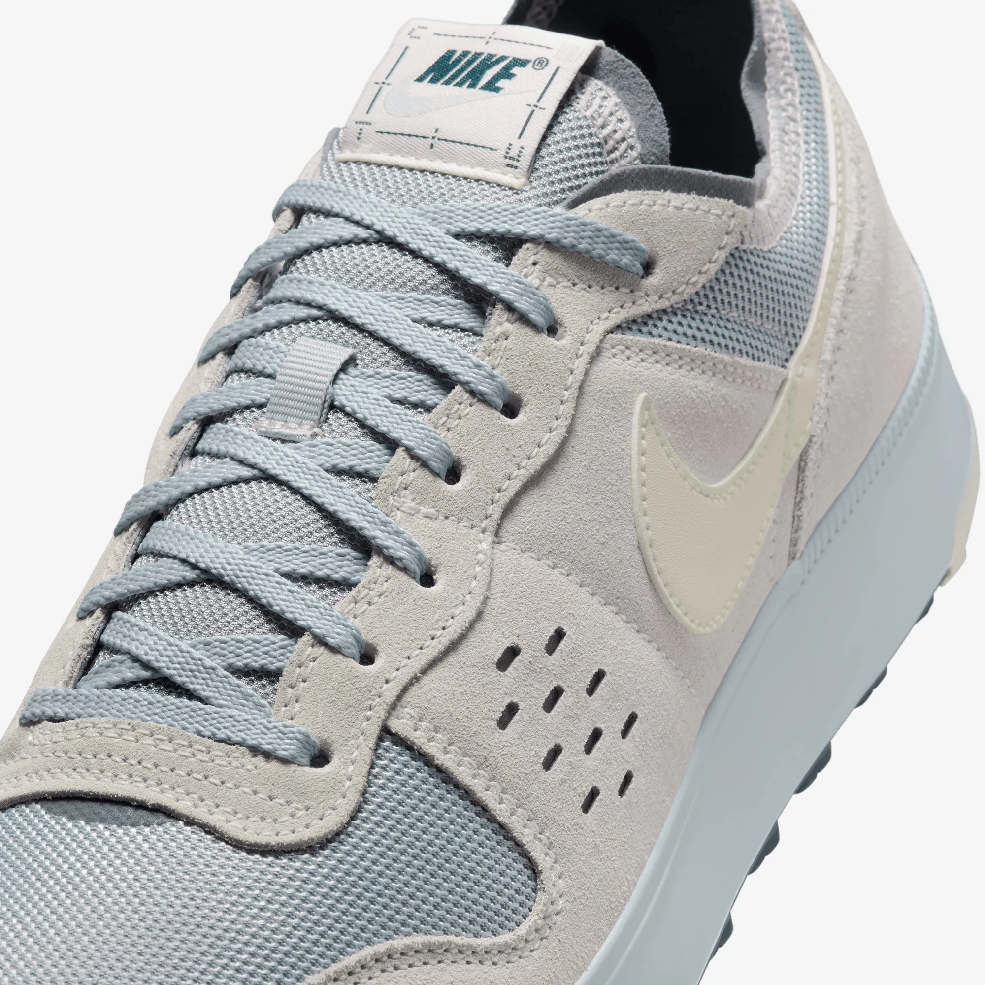Nike | C1TY "STEEL" { PURE PLATINUM/SAIL-WOLF GREY-COOL GREY Comfortable Forefoot