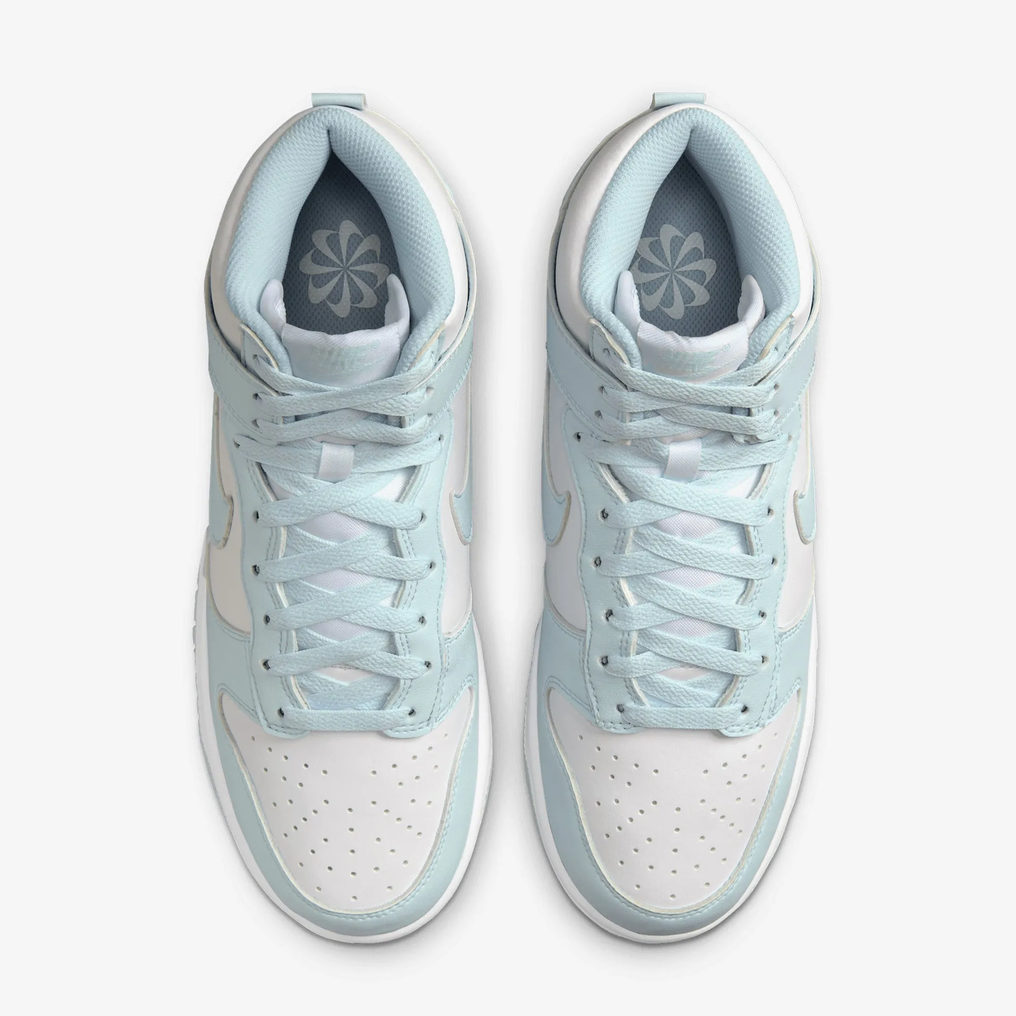 NIKE | DUNK HIGH NEXT NATURE { WHITE/GLACIER BLUE-WHITE Non Restrictive Upper Energy Focus