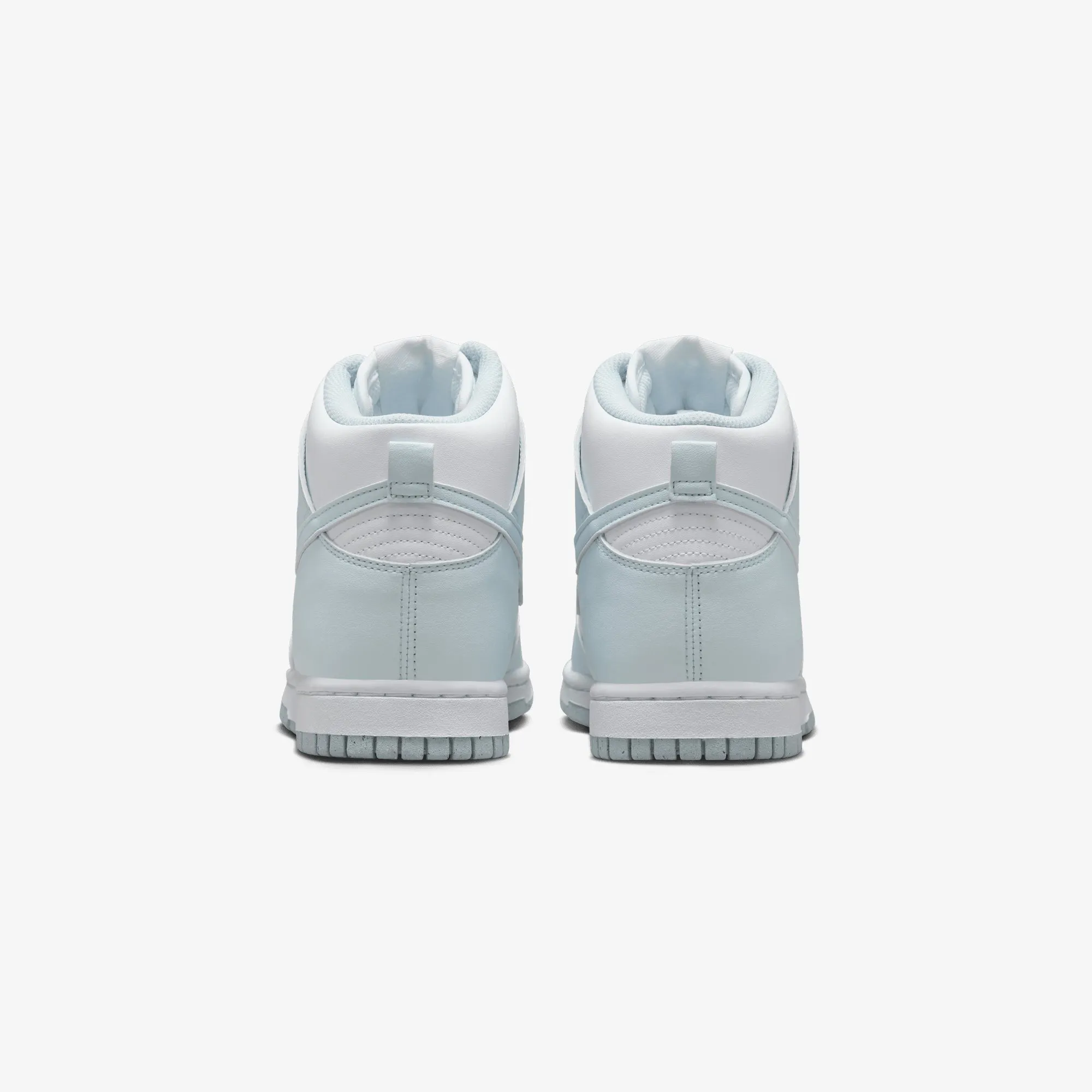 NIKE | DUNK HIGH NEXT NATURE { WHITE/GLACIER BLUE-WHITE Simple Match Grip Tread Pattern