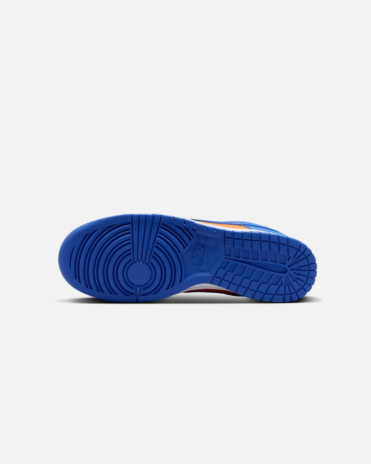 Field Walk Workout Nike Dunk Low Retro "Knicks" Bright Ceramic