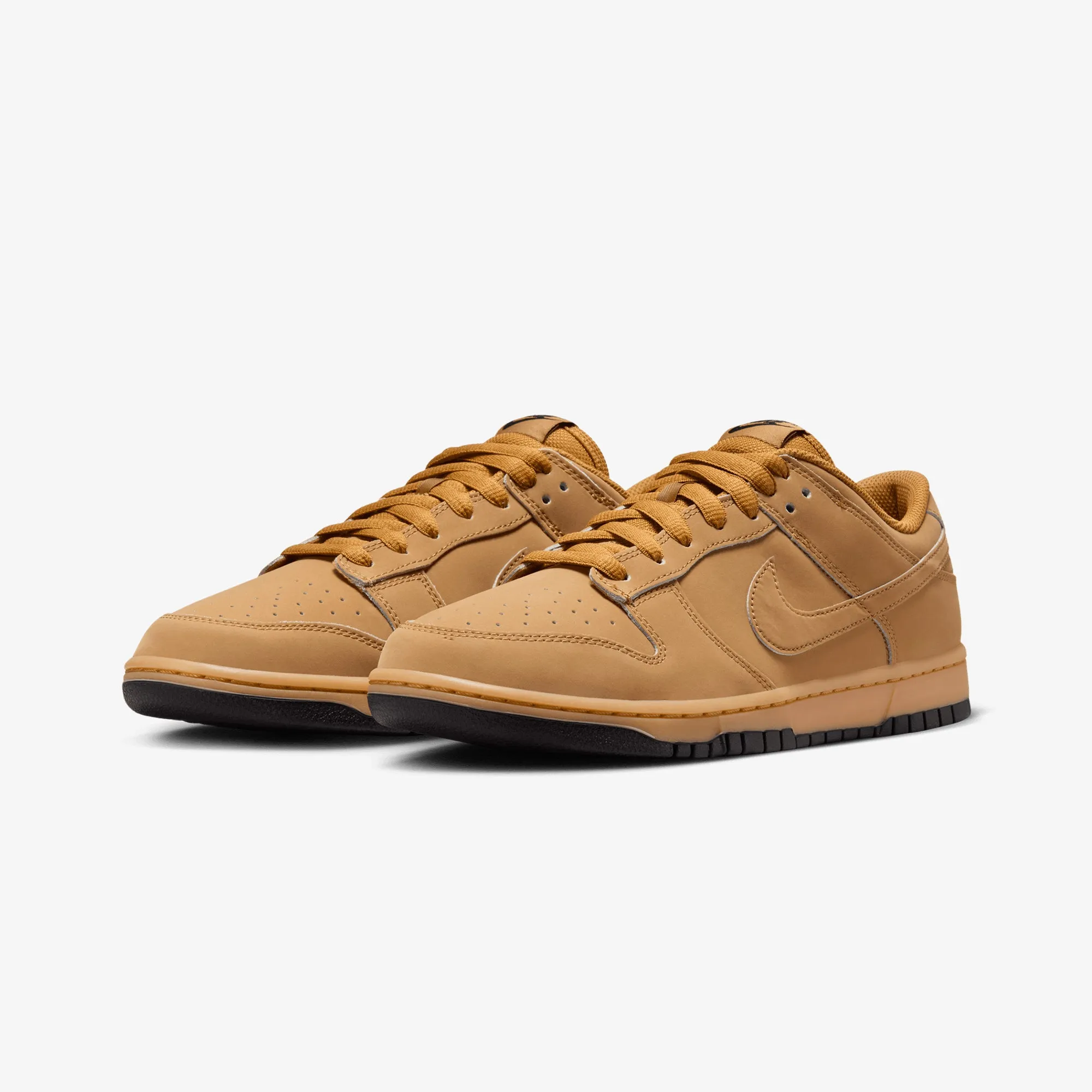 Easy Steps ShockAbsorbing NIKE | DUNK LOW RETRO SE { WHEAT/WHEAT-GUM YELLOW-BLACK